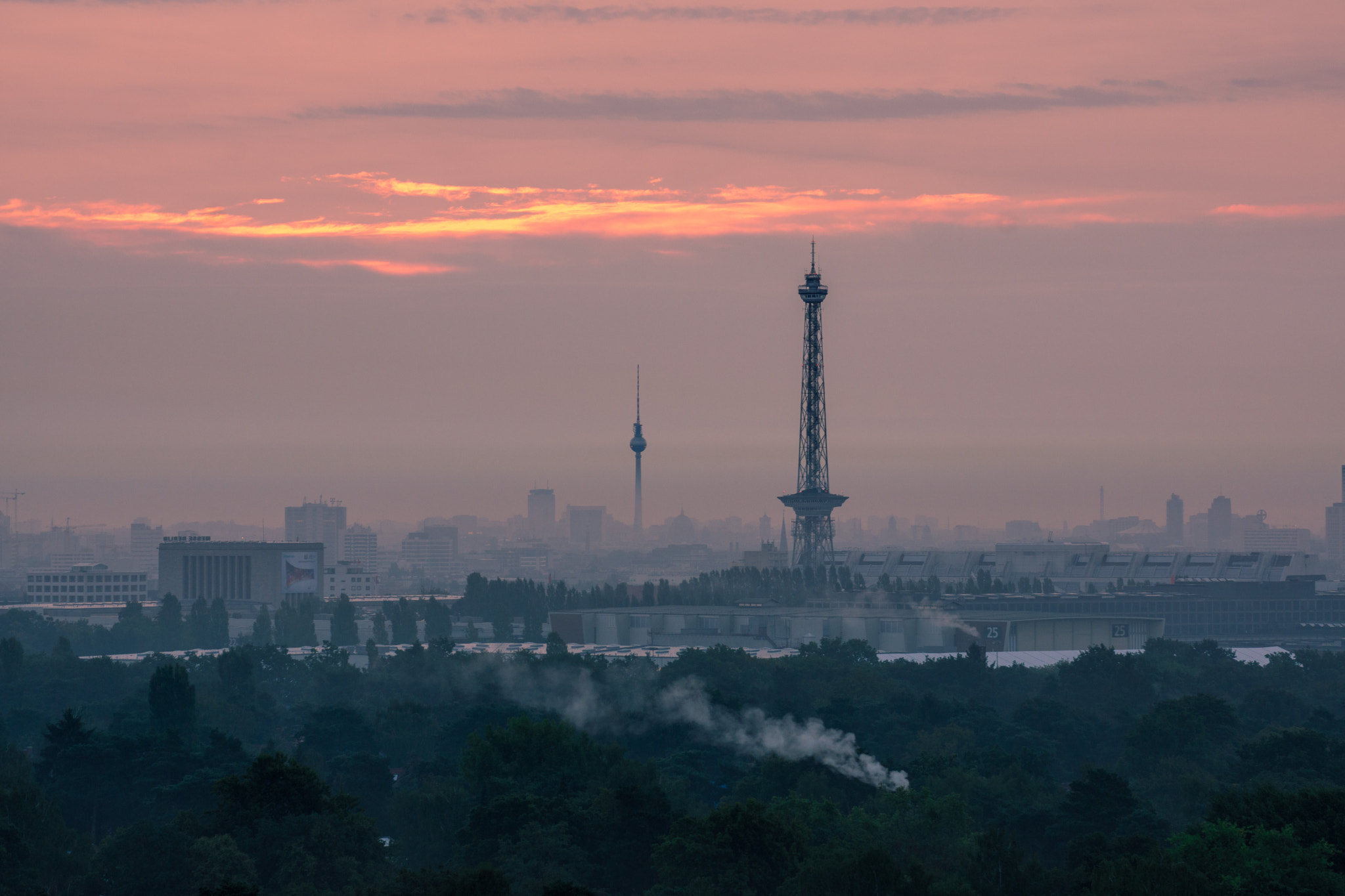 Sony DT 55-300mm F4.5-5.6 SAM sample photo. Berlin ii photography
