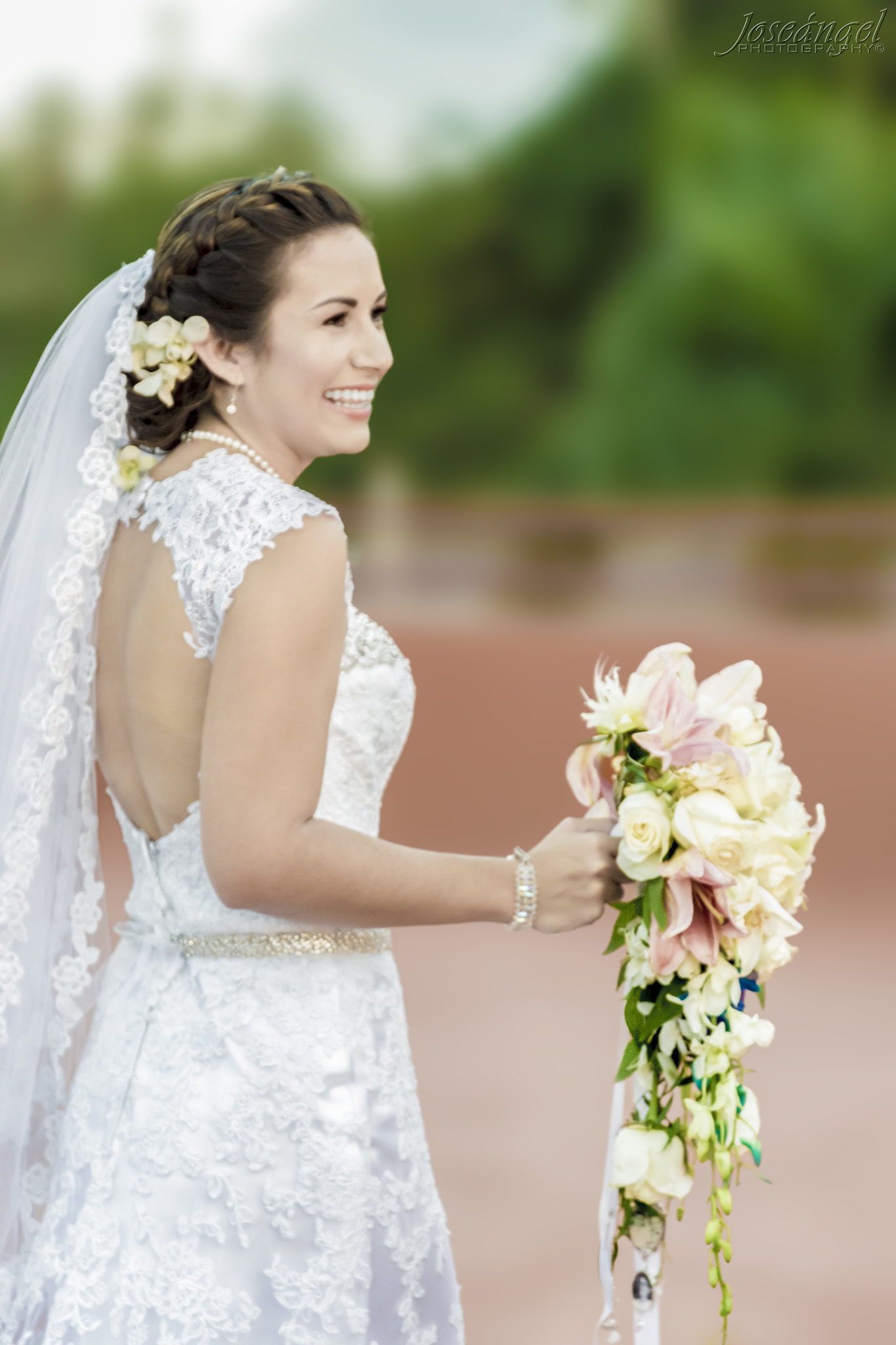 Sigma 17-70mm F2.8-4 DC Macro HSM sample photo. Bokeh bride photography