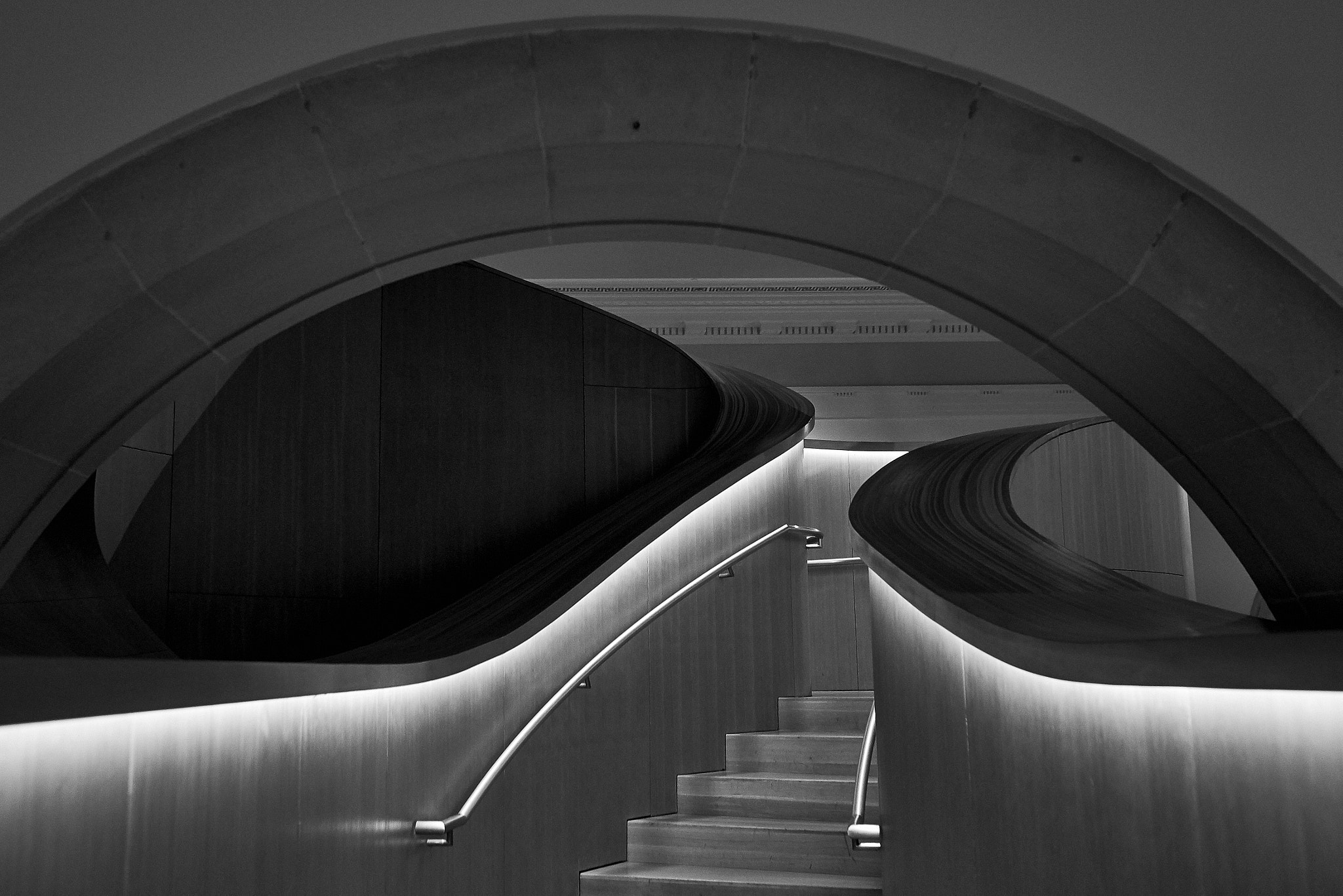 Fujifilm X-A1 + Fujifilm XF 23mm F1.4 R sample photo. Ago stairs and arch photography