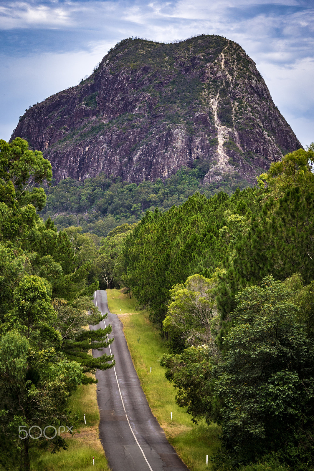Sony E 55-210mm F4.5-6.3 OSS sample photo. Mount tibrogargan - glasshouse mountains - sunshine coast photography