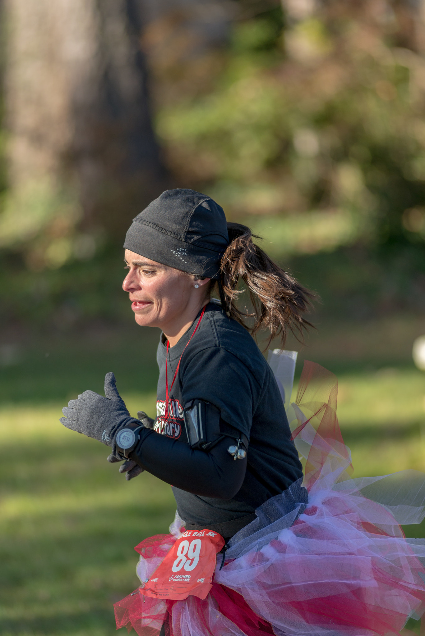 Nikon D610 + AF Nikkor 180mm f/2.8 IF-ED sample photo. Fall 5k's and holiday struts photography