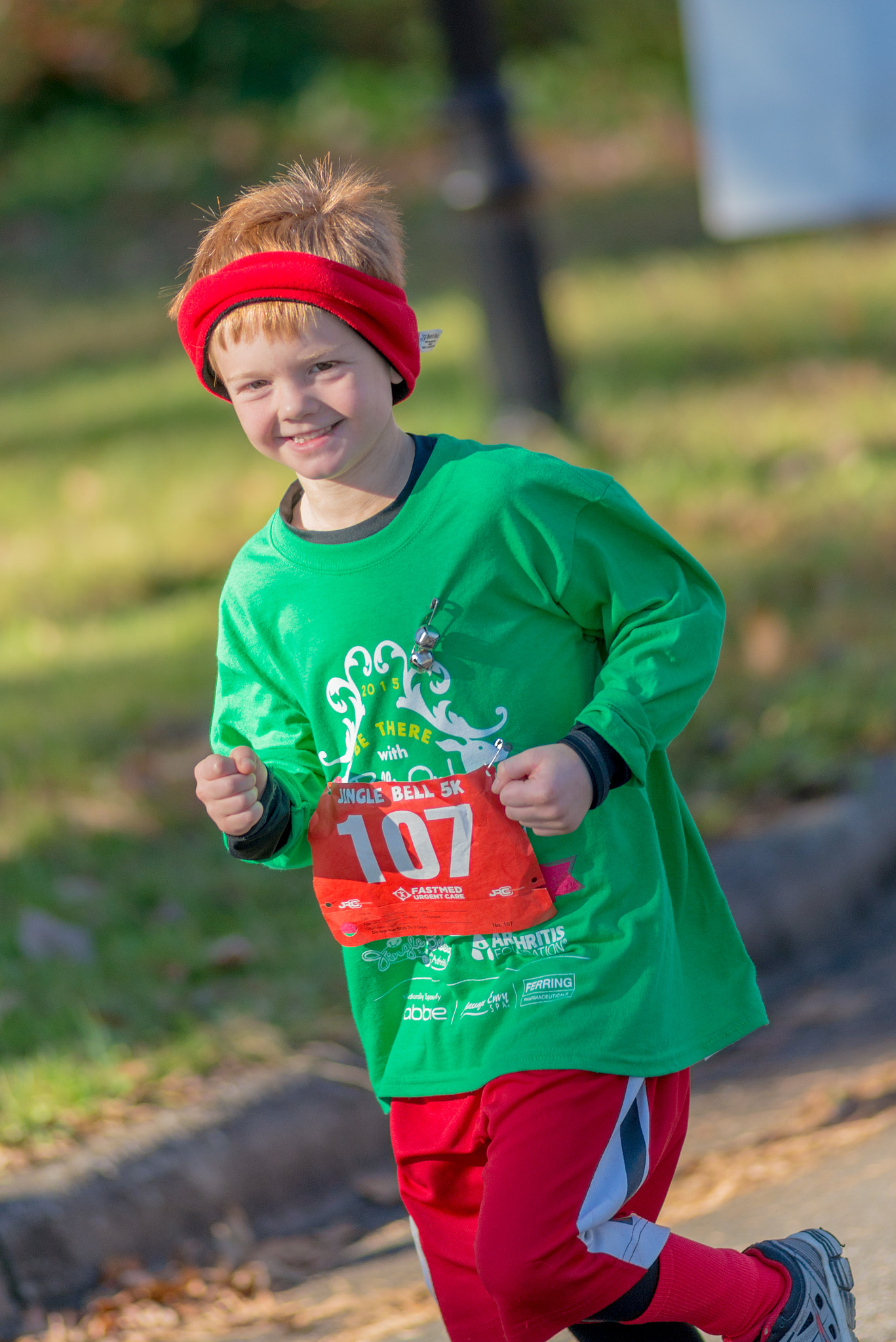 Nikon D610 + AF Nikkor 180mm f/2.8 IF-ED sample photo. Fall 5k's and holiday struts photography