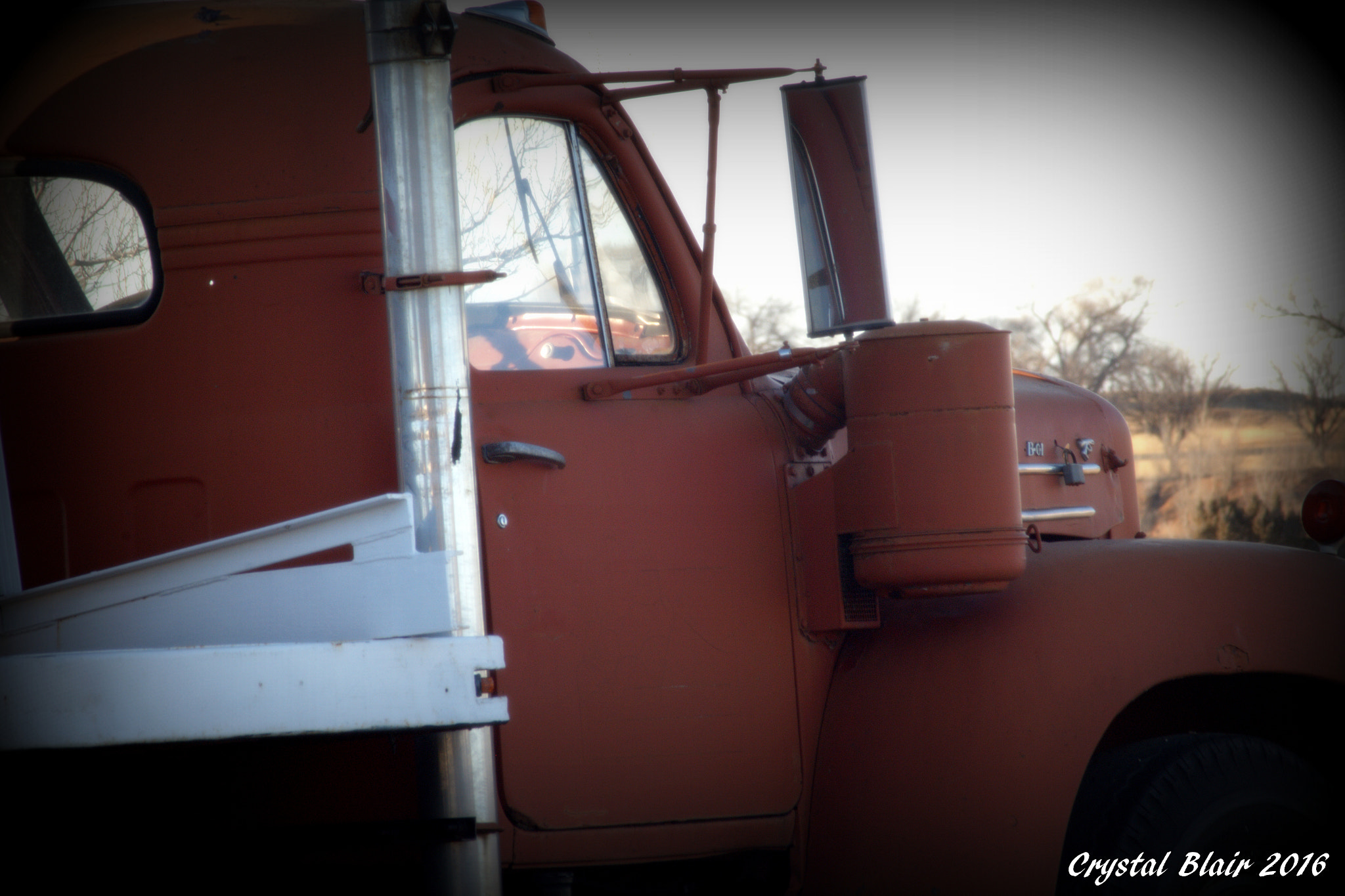 Canon EOS 1200D (EOS Rebel T5 / EOS Kiss X70 / EOS Hi) sample photo. Advertising old truck photography