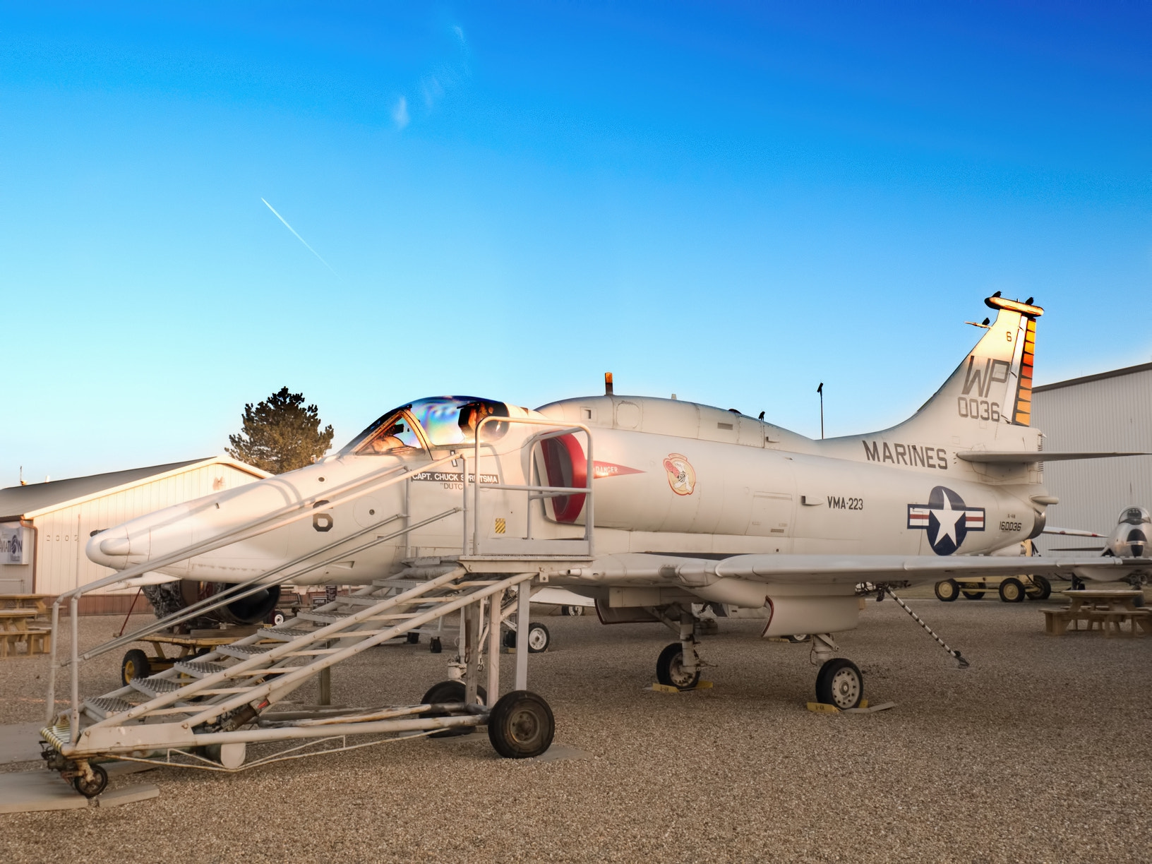 Panasonic Lumix DMC-GX8 sample photo. Airplanes photography