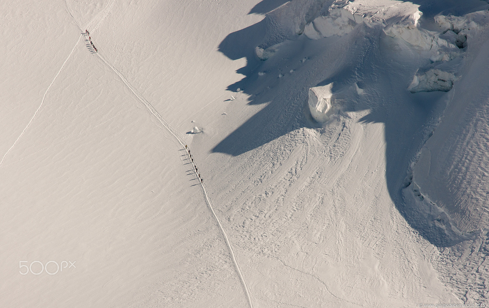 Sony Alpha DSLR-A700 sample photo. From the summit parrot 4432m photography