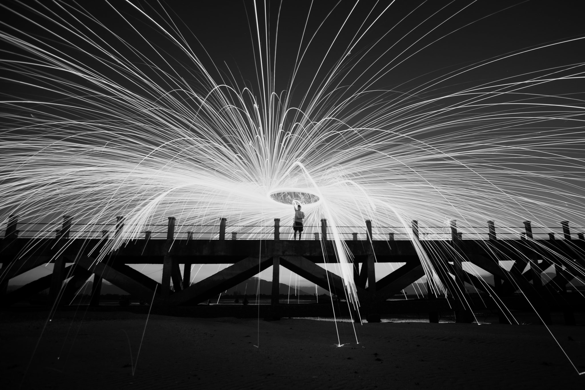 Nikon D600 + Sigma 17-35mm F2.8-4 EX Aspherical sample photo. Fire player photography