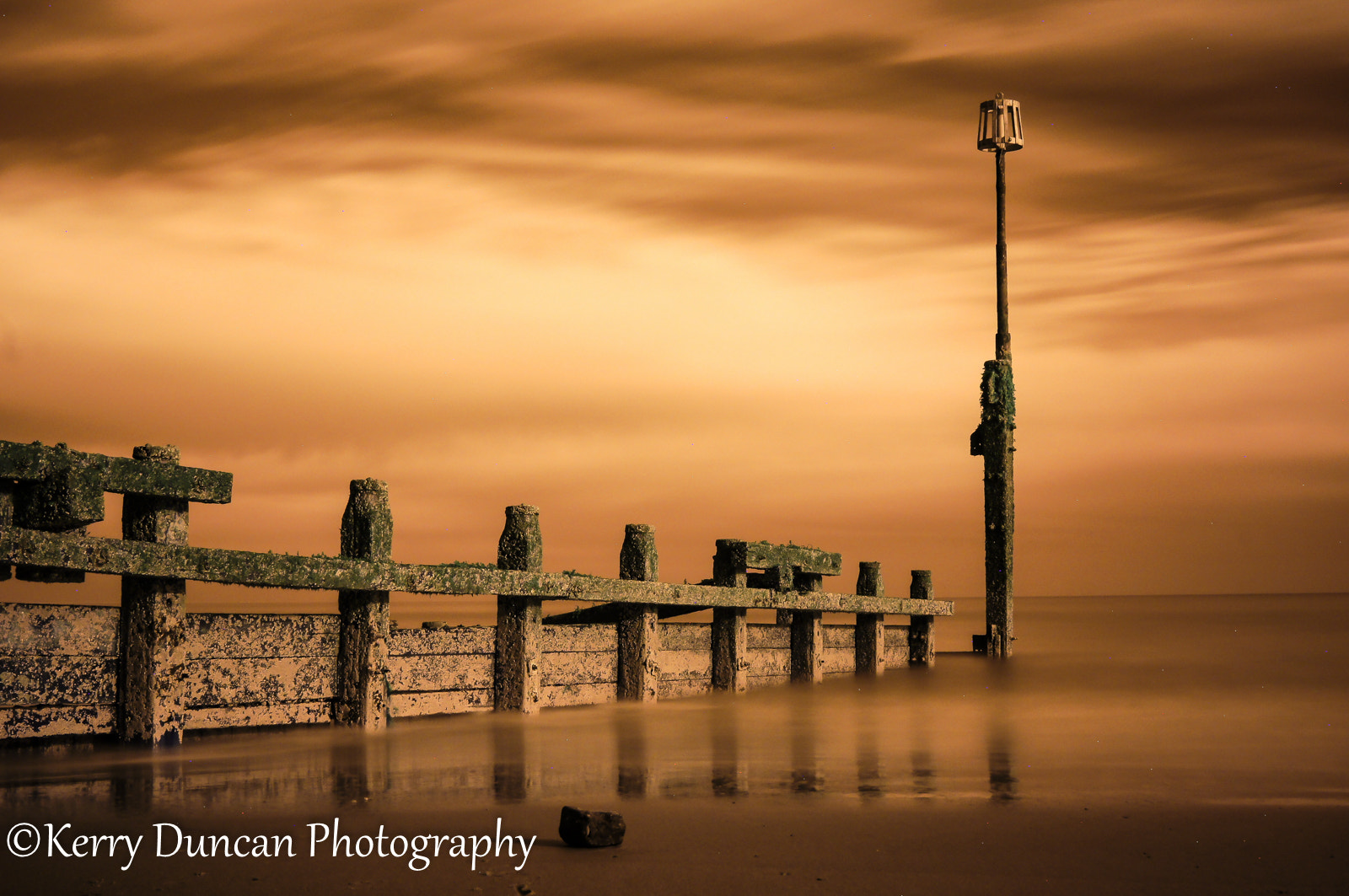 Sony Alpha DSLR-A580 + Sony DT 30mm F2.8 Macro SAM sample photo. Copper groynes photography