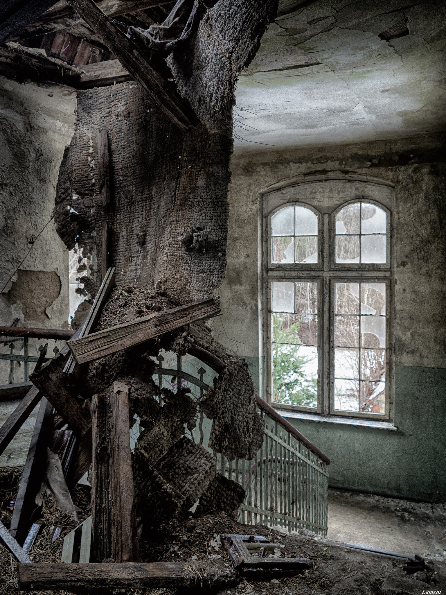 Olympus M.Zuiko Digital ED 14-42mm F3.5-5.6 sample photo. The beauty of decay photography