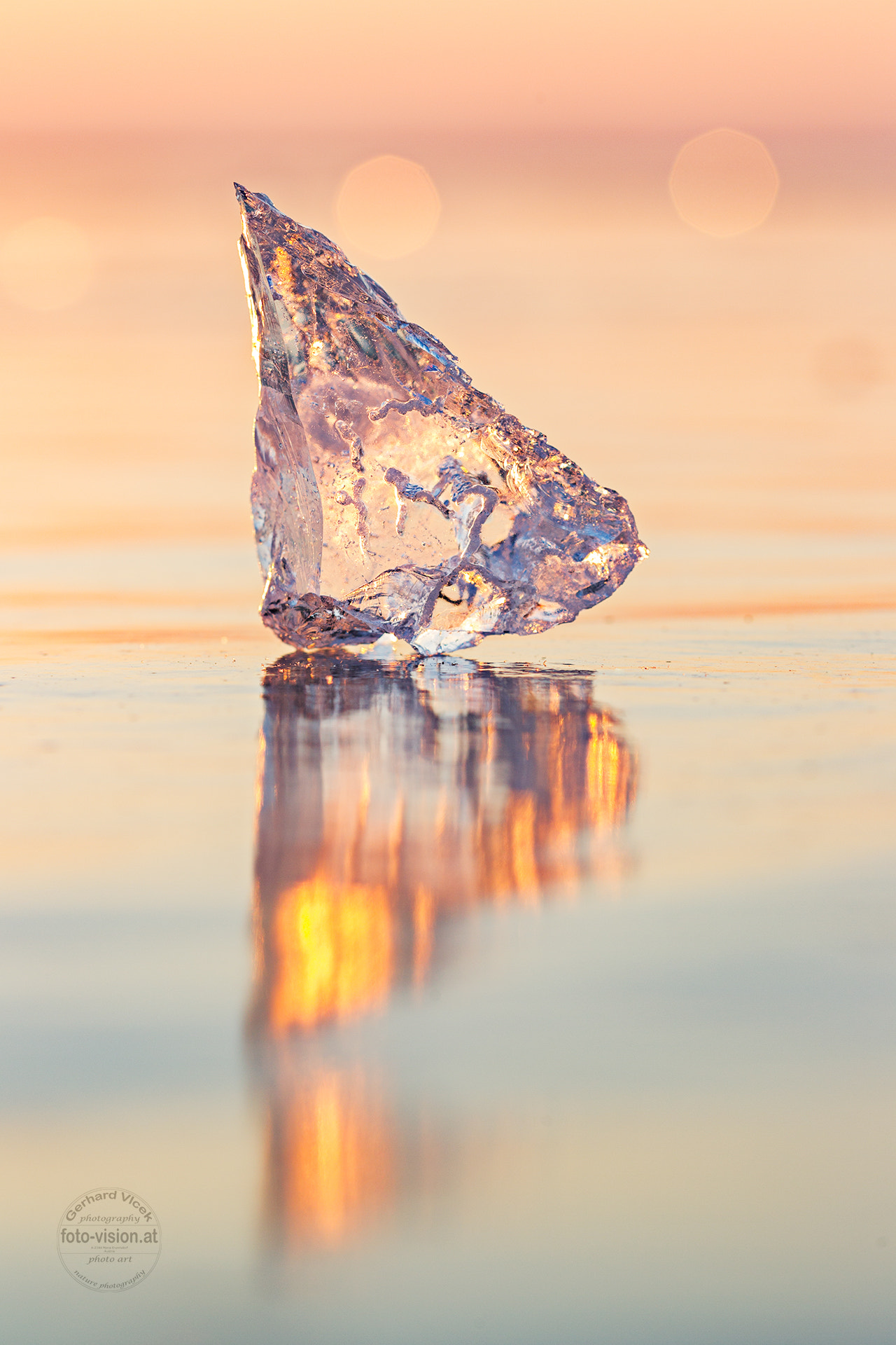 Canon EF 100mm F2.8 Macro USM sample photo. Crushed ice photography