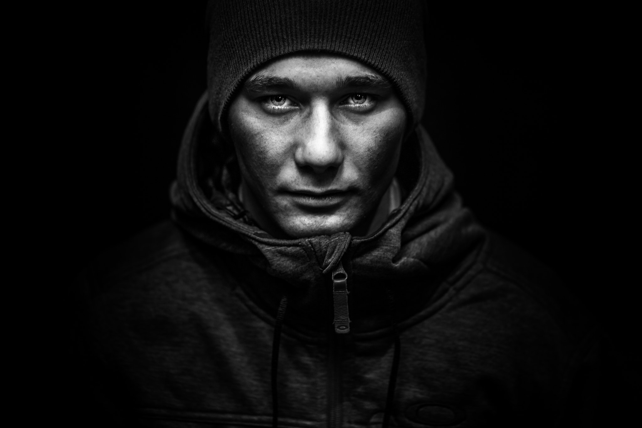 Canon EOS 6D + Canon EF 85mm F1.2 sample photo. Angry downhiller photography