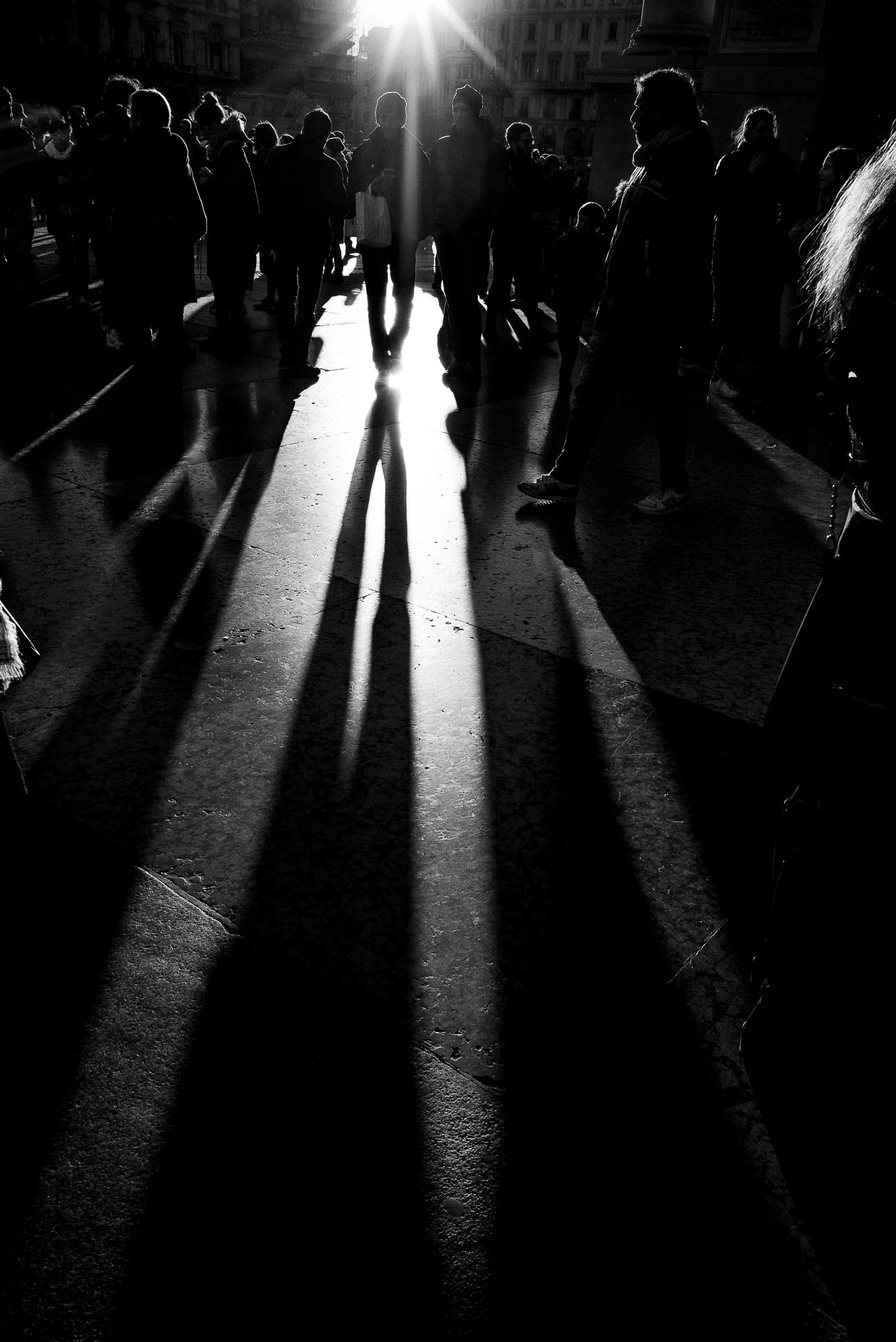 Summicron-M 1:2/28 ASPH. sample photo. Shadows photography