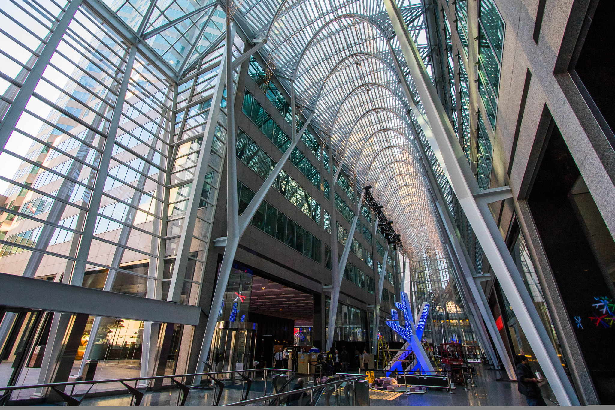 Canon EF-S 10-22mm F3.5-4.5 USM sample photo. High ceilings photography