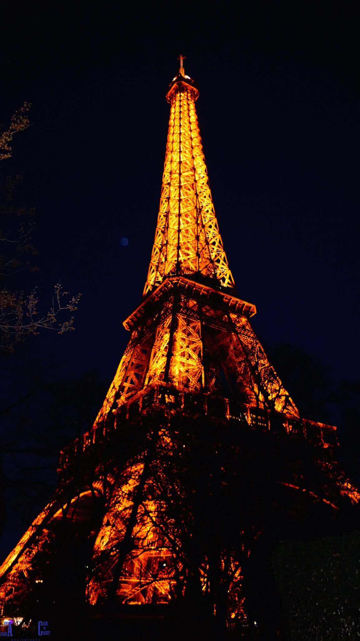 Tamron 18-200mm F3.5-6.3 Di III VC sample photo. Eiffel tower photography