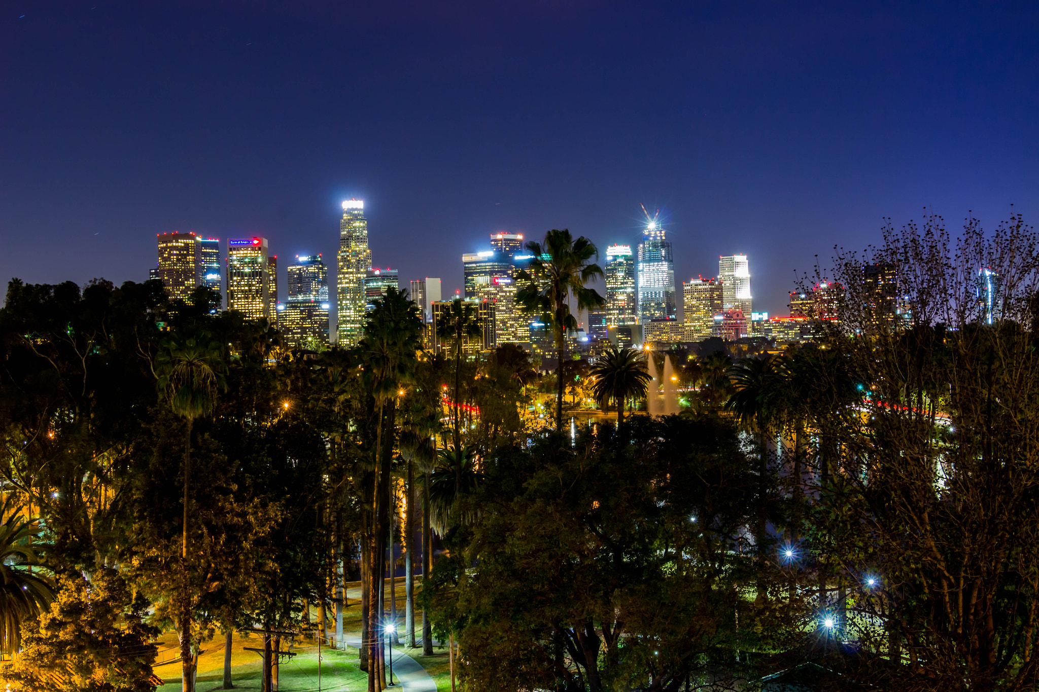 Canon EF-S 18-135mm F3.5-5.6 IS STM sample photo. Los angeles nightfall photography