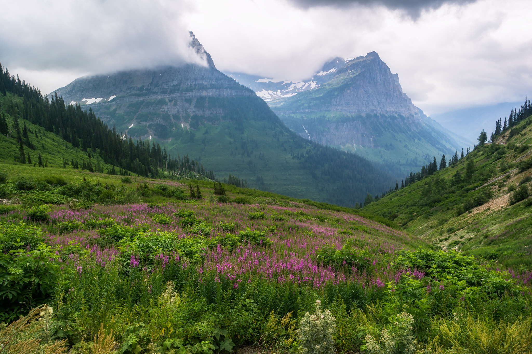 Samsung NX300 + Samsung NX 16-50mm F3.5-5.6 Power Zoom ED OIS sample photo. The beauty of glacier photography