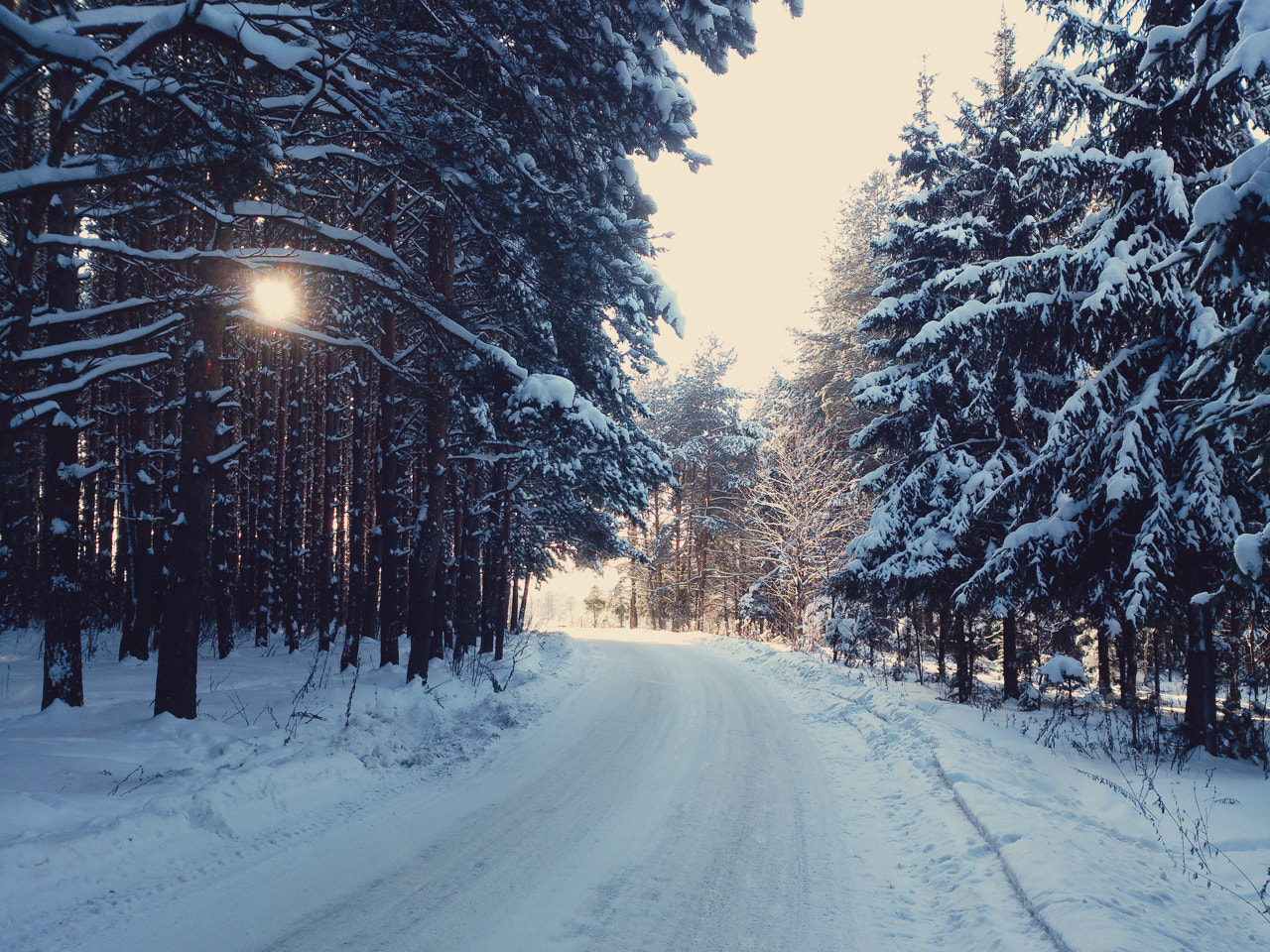 Sony Xperia V sample photo. Winter road photography