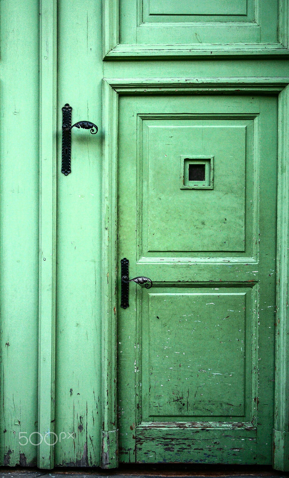 Canon EF 35-70mm f/3.5-4.5 sample photo. Door in door photography
