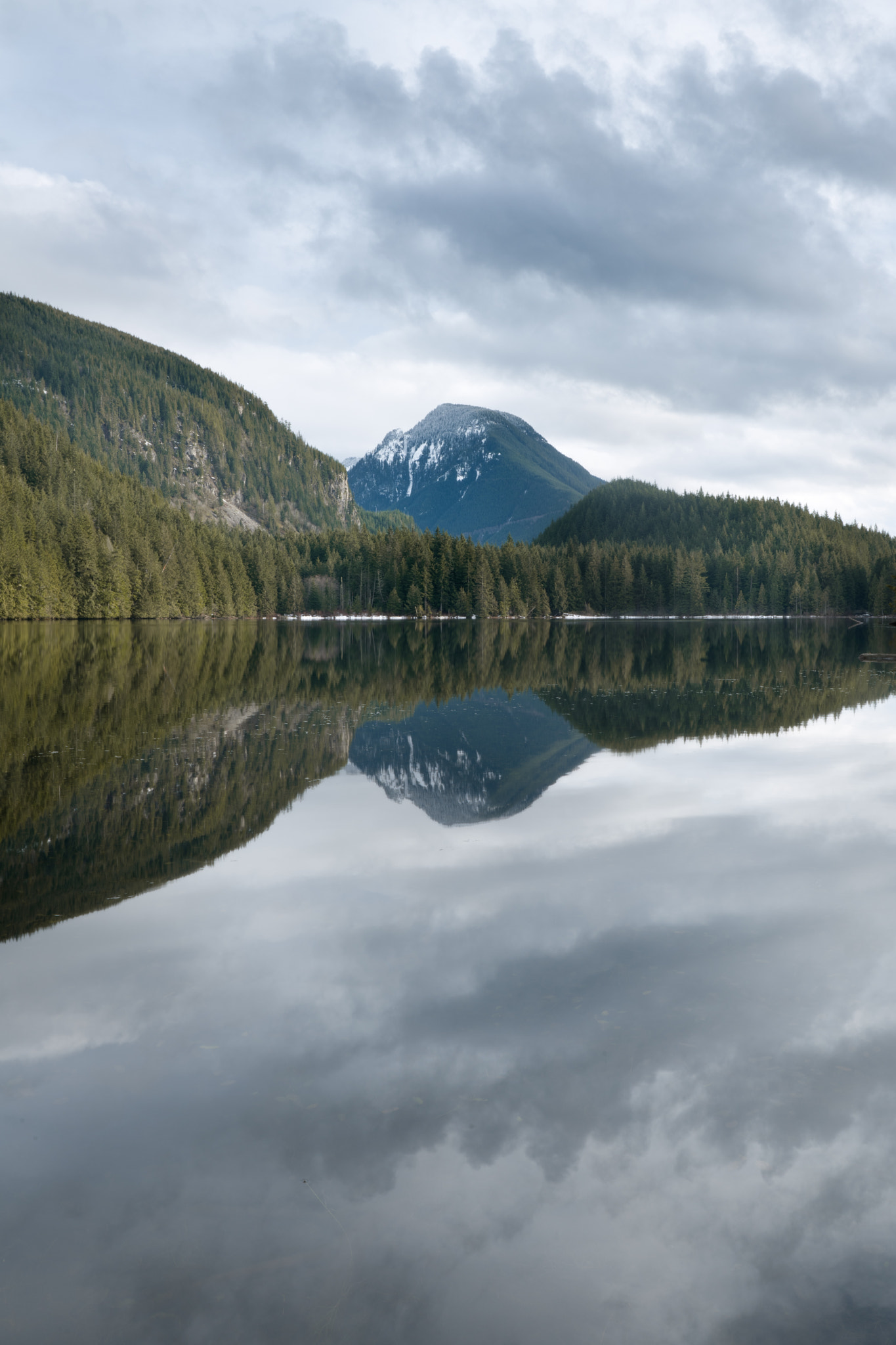 Sony a7R II sample photo. Wallace lake photography