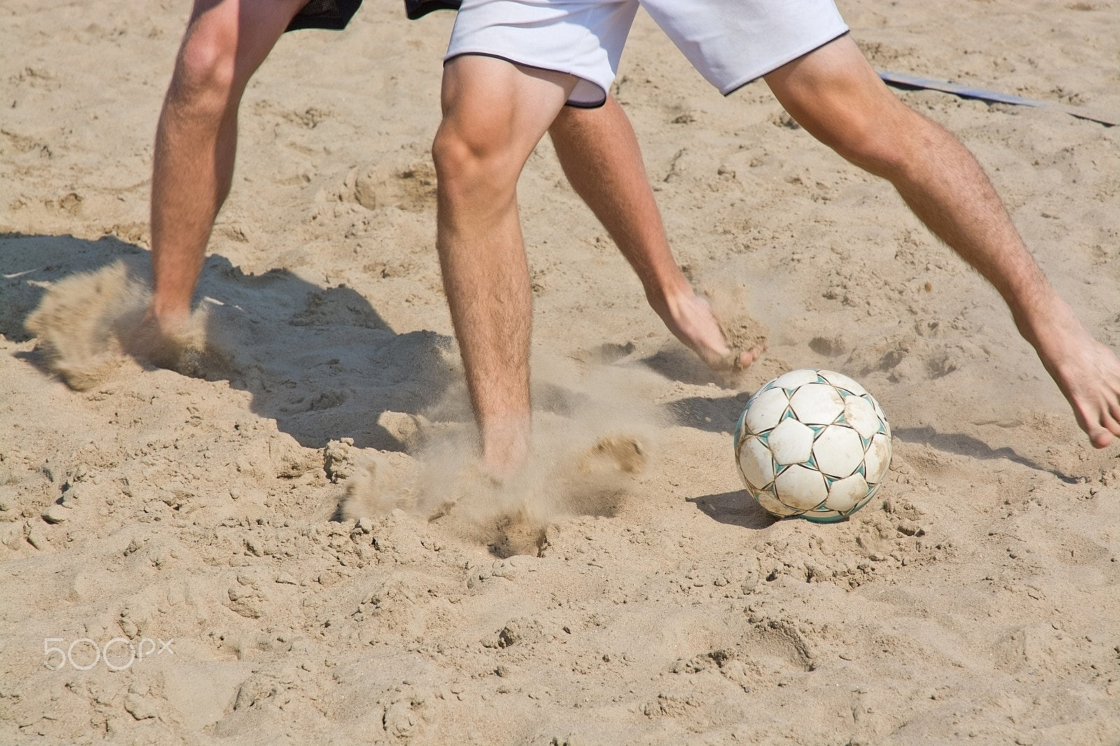 FSA-L2, EDG 65, 800mm F13 G sample photo. Beach soccer and ball photography