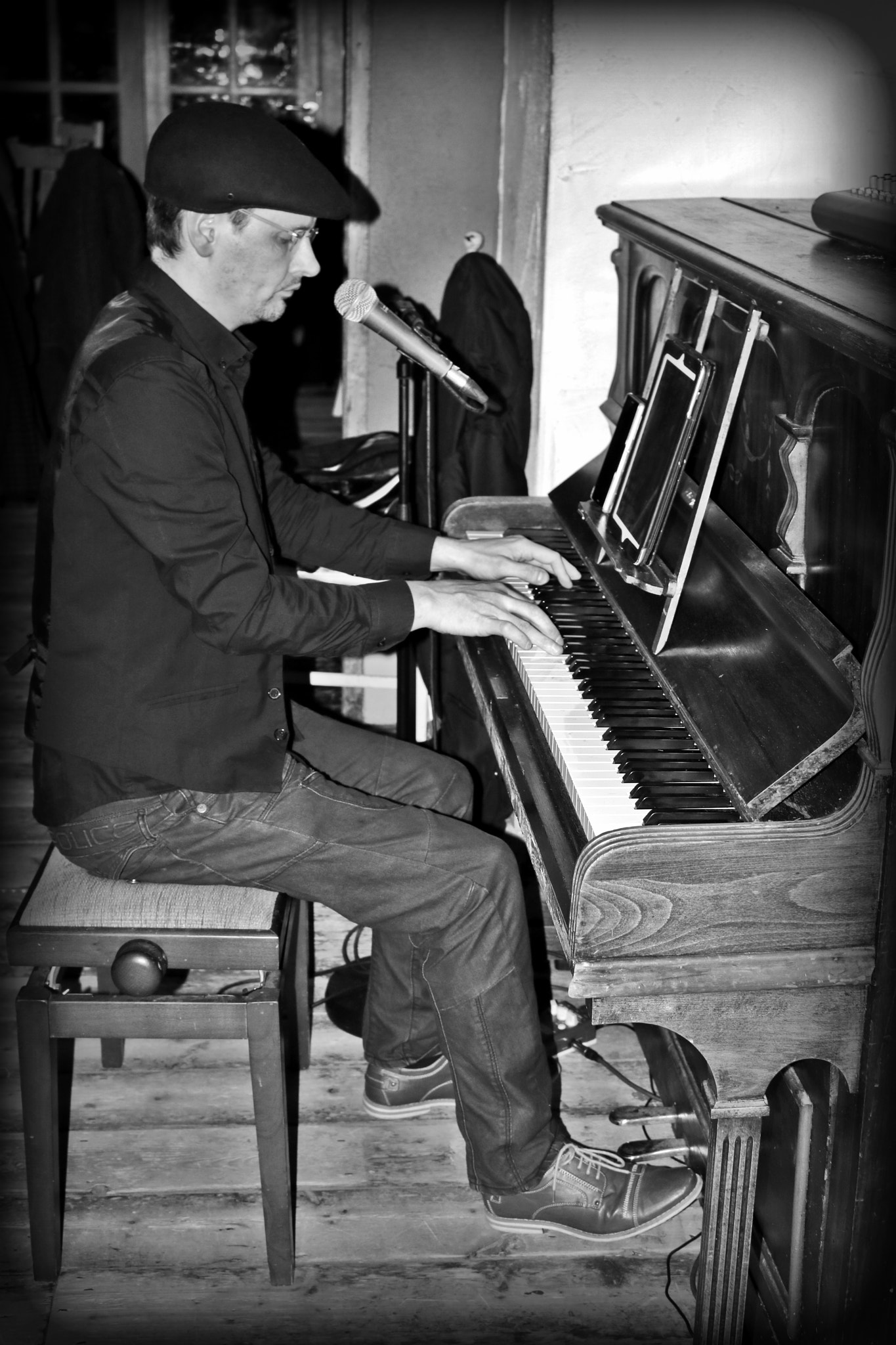 Canon EOS 750D (EOS Rebel T6i / EOS Kiss X8i) sample photo. Nick steed at the botanist alderley edge photography