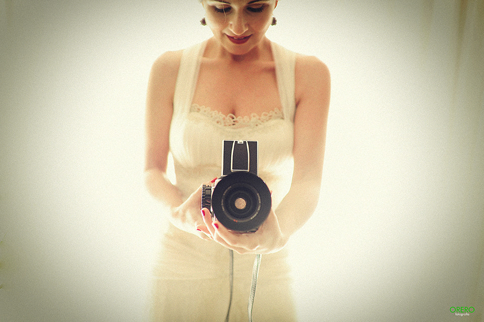 Nikon D3S + Nikon AF-S Nikkor 35mm F1.4G sample photo. Love history photography