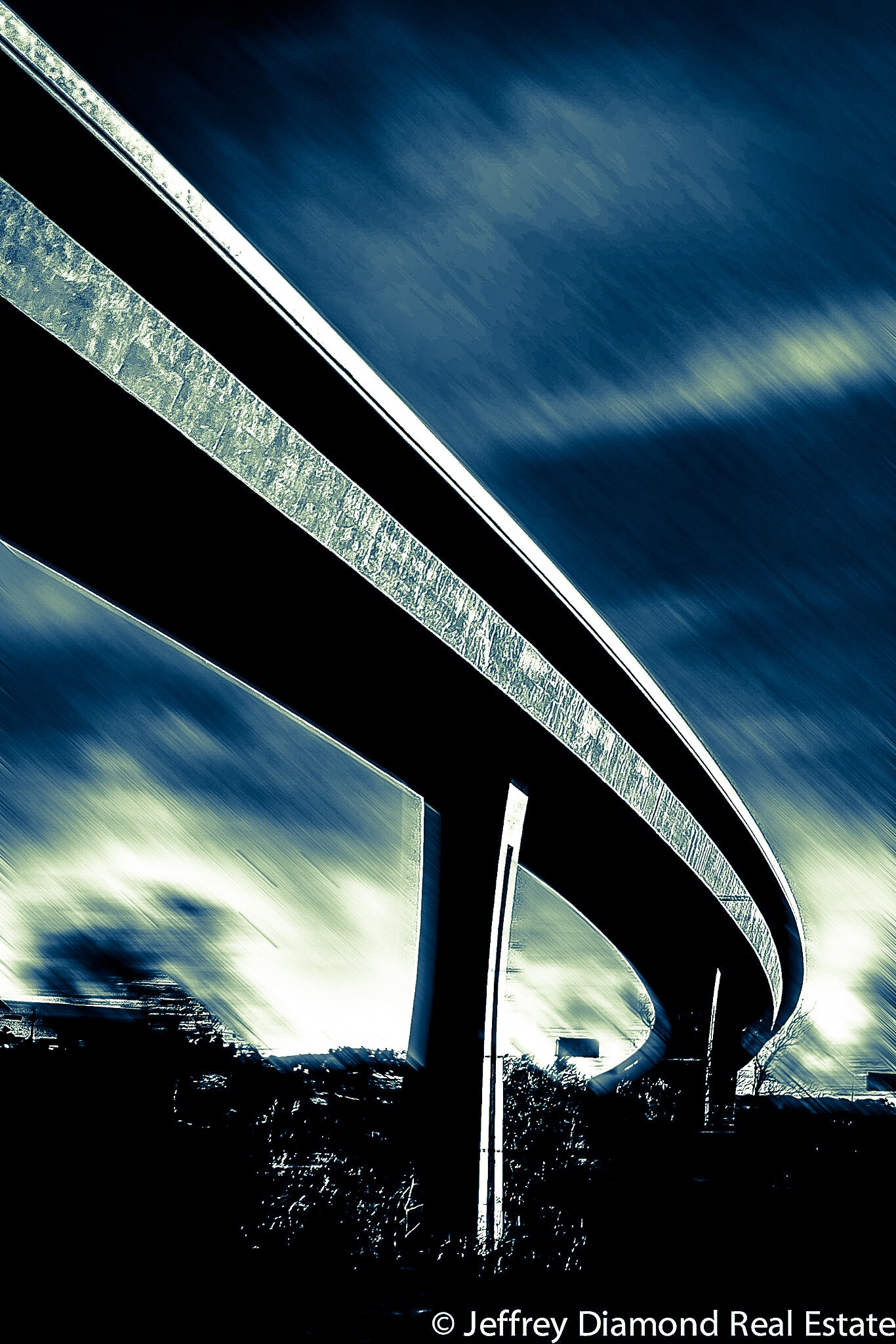 Tamron 16-300mm F3.5-6.3 Di II VC PZD Macro sample photo. Freeway photography
