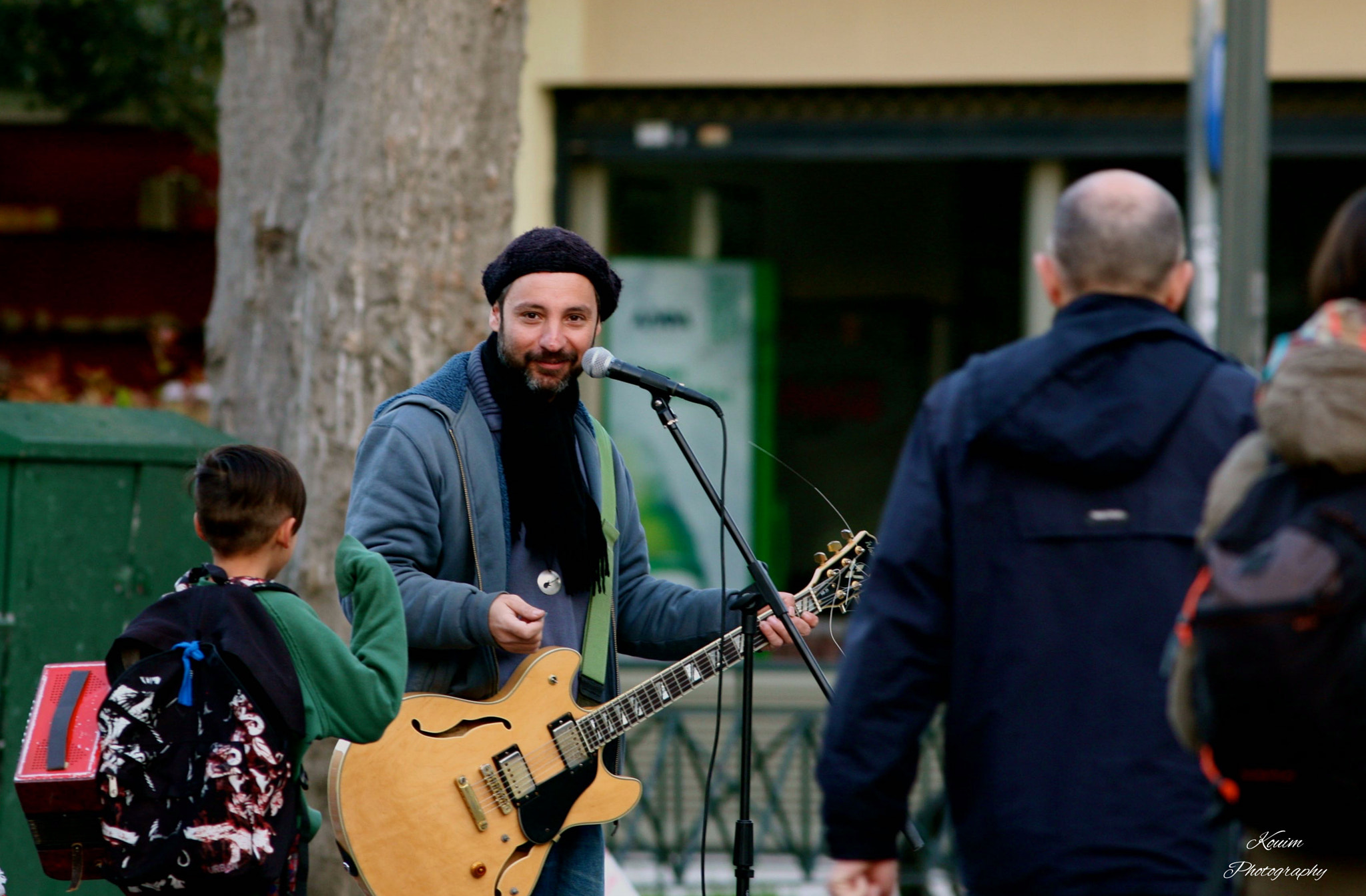 Canon EOS 5D + Canon EF 300mm F4L IS USM sample photo. Street musician! photography