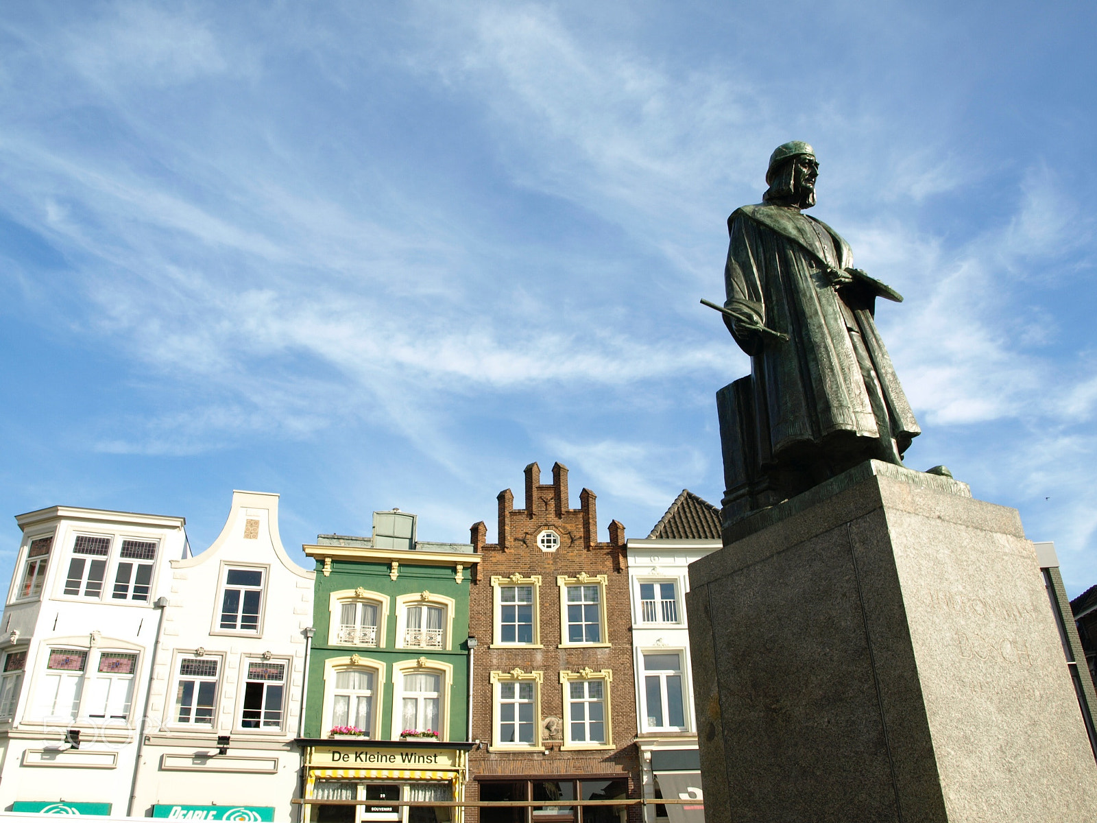 Olympus Zuiko Digital ED 14-42mm F3.5-5.6 sample photo. 's-hertogenbosch jeroen bosch statue photography