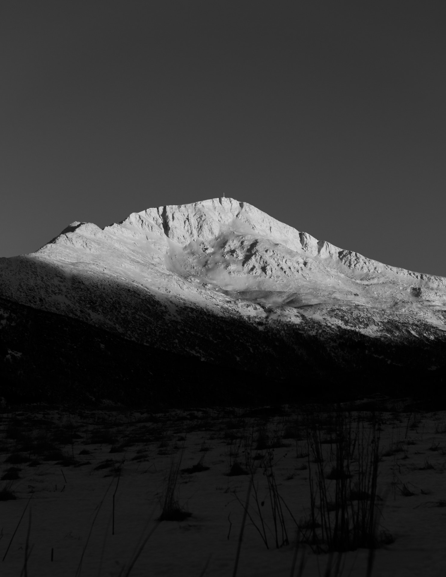 Sigma 18-35mm f/1.8 DC HSM sample photo. Sunrise on the mountain photography