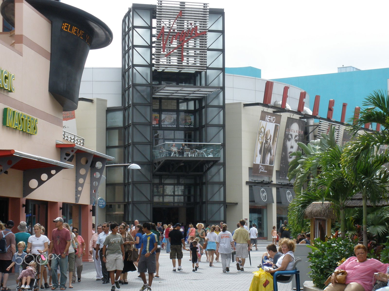 Olympus FE340,X855,C560 sample photo. Waltdisney - orlando photography