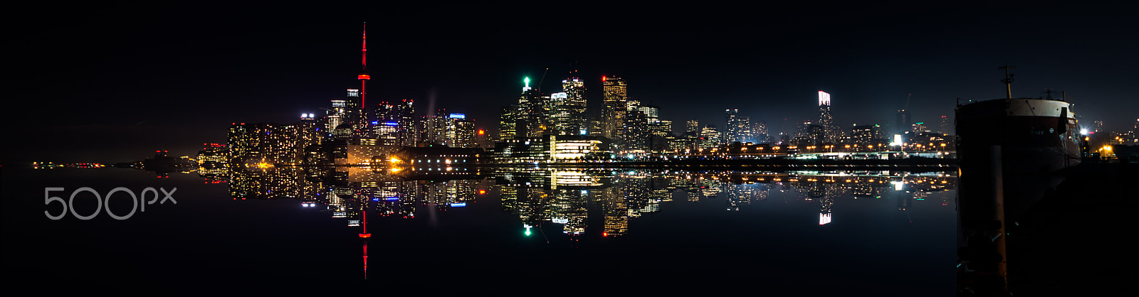 Sigma 8-16mm F4.5-5.6 DC HSM sample photo. Night skyline 2 photography