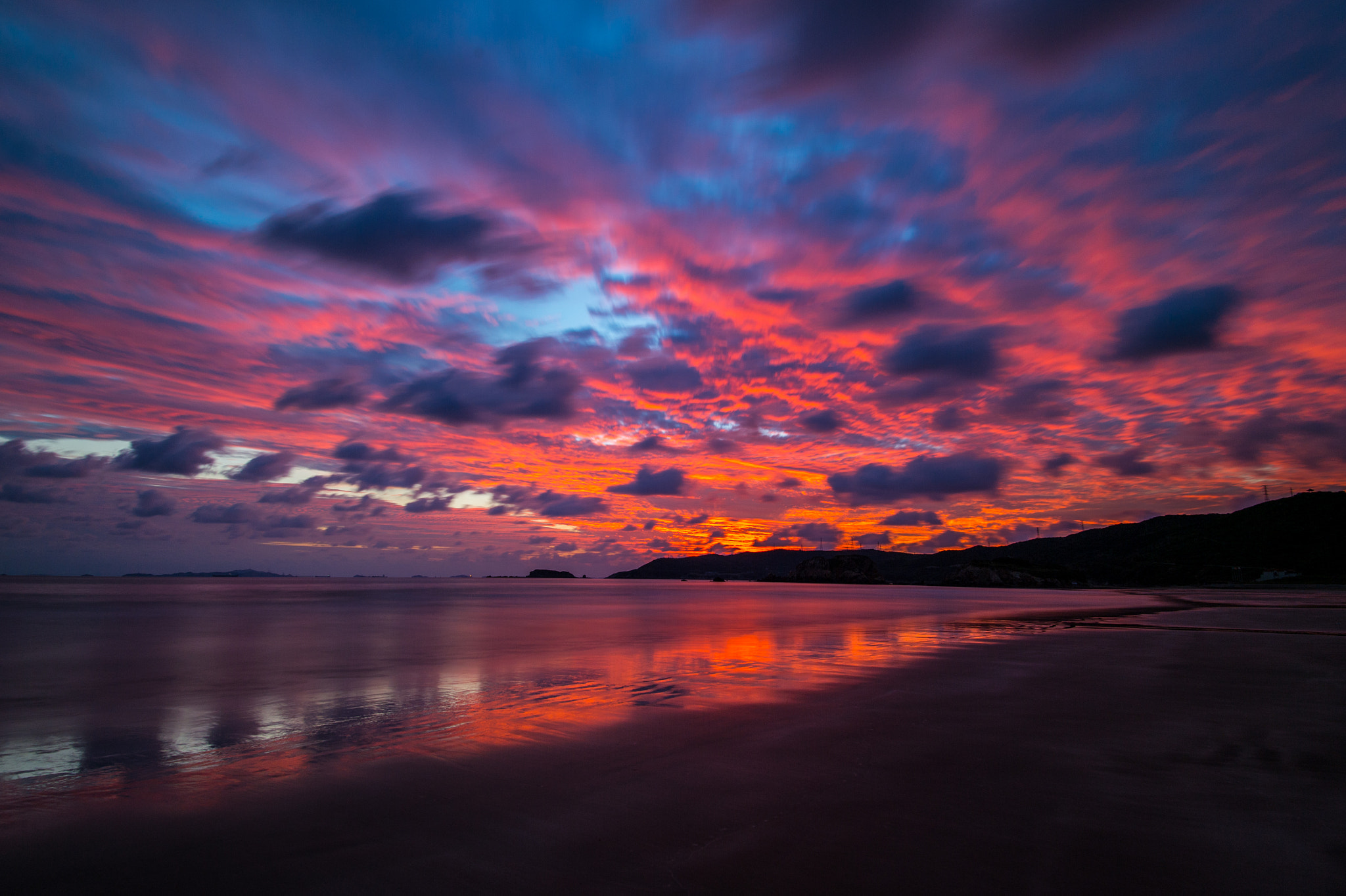 Nikon Df + Nikon AF-S Nikkor 20mm F1.8G ED sample photo. 贻贝湾日出 photography