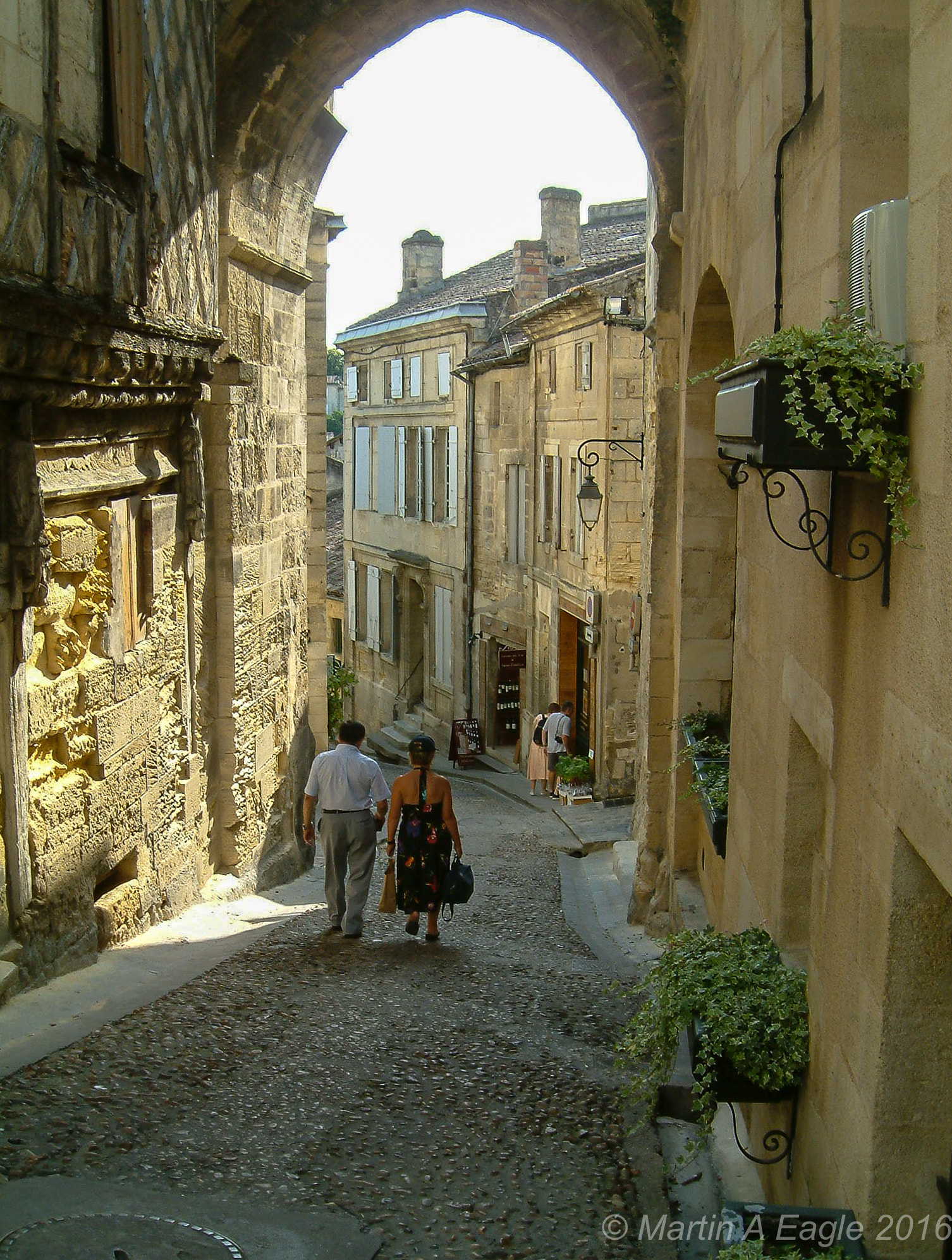 Fujifilm FinePix F601 ZOOM sample photo. St emilion photography