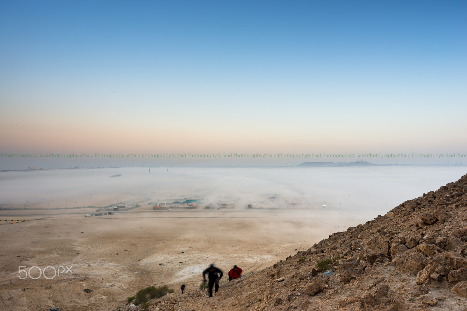 Nikon D800 + Nikon AF Nikkor 24mm F2.8D sample photo. Foggy morning photography