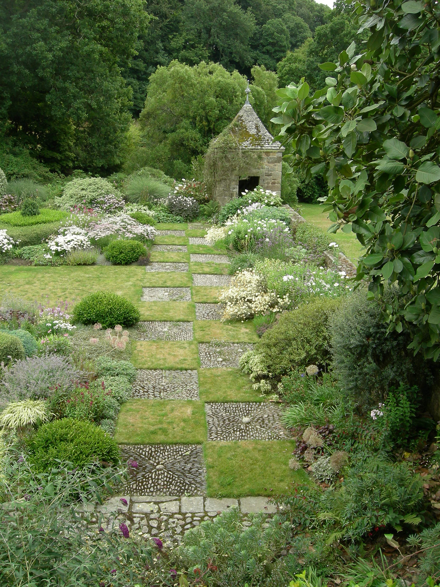 Nikon COOLPIX P2 sample photo. Jardin de kerdalo photography