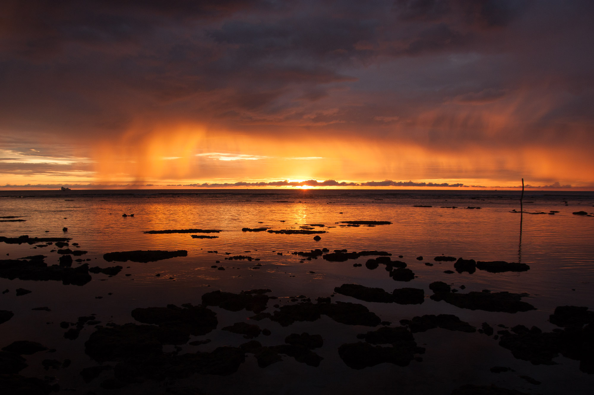 Sigma 17-70mm F2.8-4 DC Macro OS HSM sample photo. Koh lanta sunset photography
