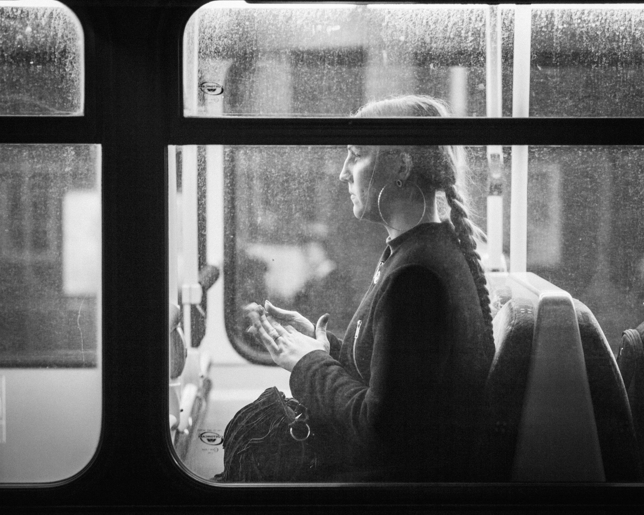 Elmarit-M 1:2.8/90 sample photo. London life photography
