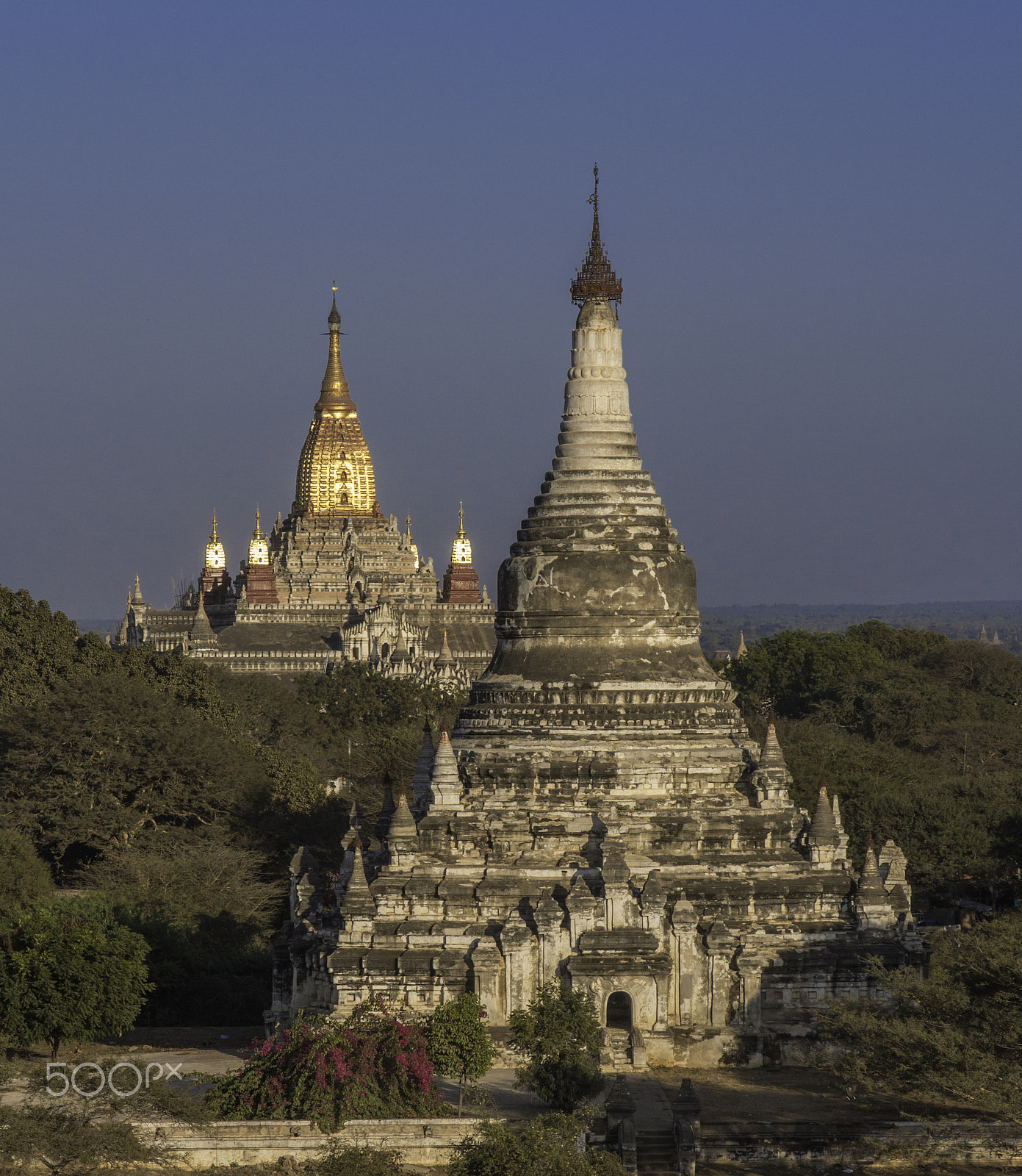 Sigma 17-70mm F2.8-4 DC Macro OS HSM sample photo. Ancient burmese temples at sunset photography
