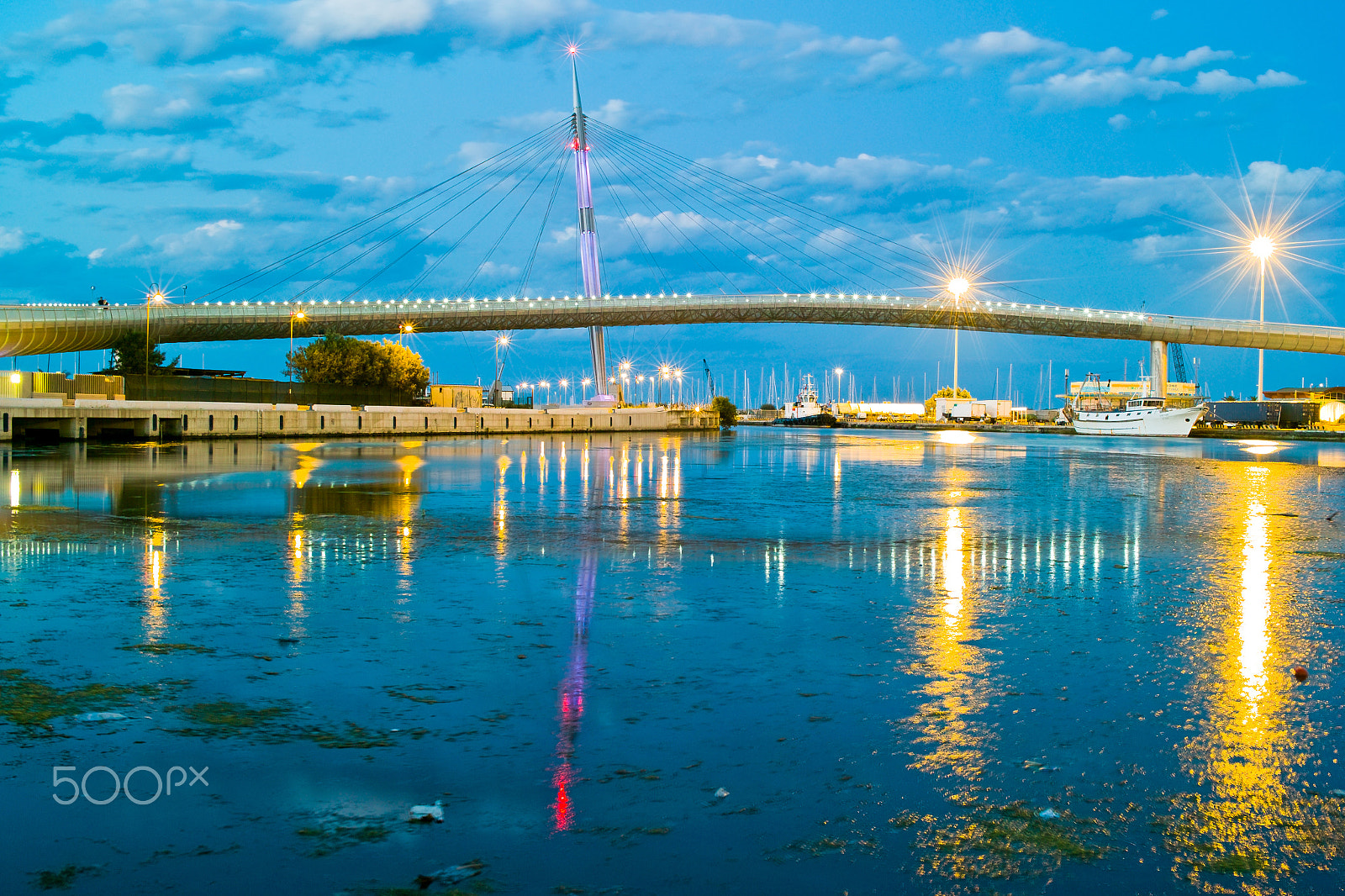 Sigma DP2s sample photo. Bridge of the sea photography