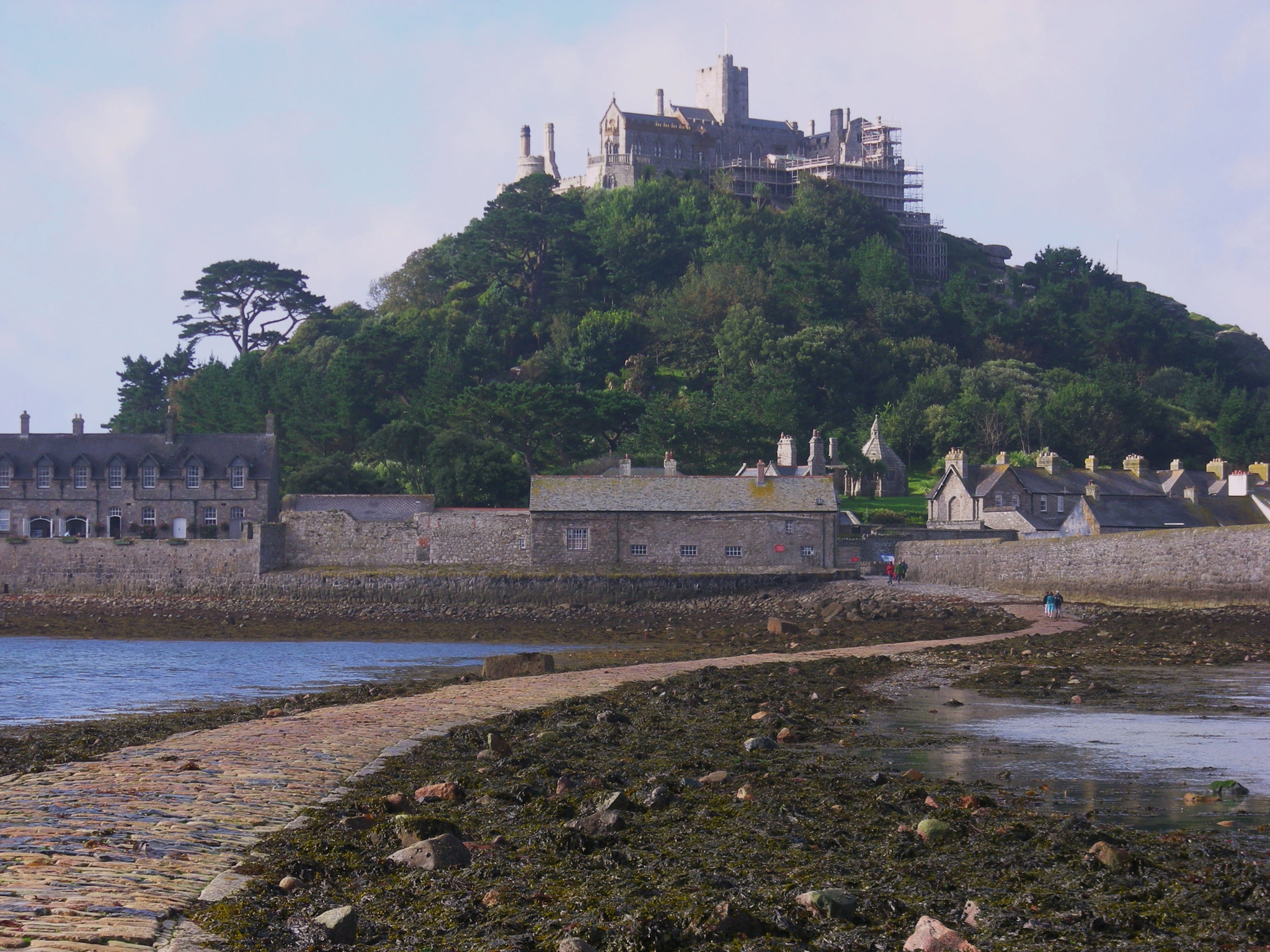 Nikon COOLPIX L12 sample photo. Marazion photography