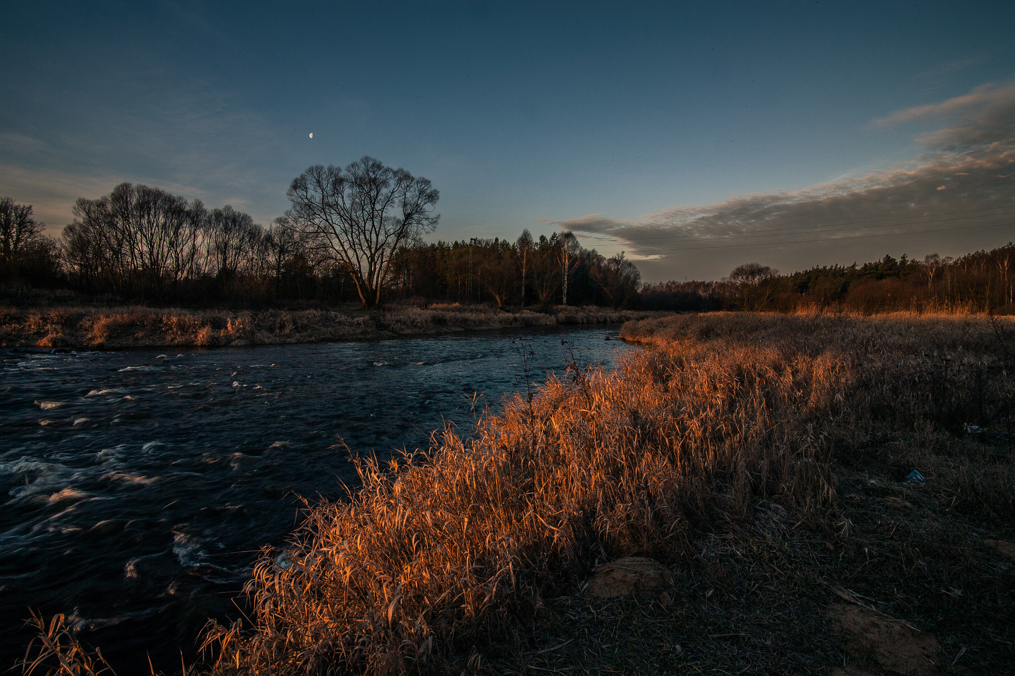 Canon EOS 5D + Tamron SP AF 17-35mm F2.8-4 Di LD Aspherical (IF) sample photo. Warta river photography