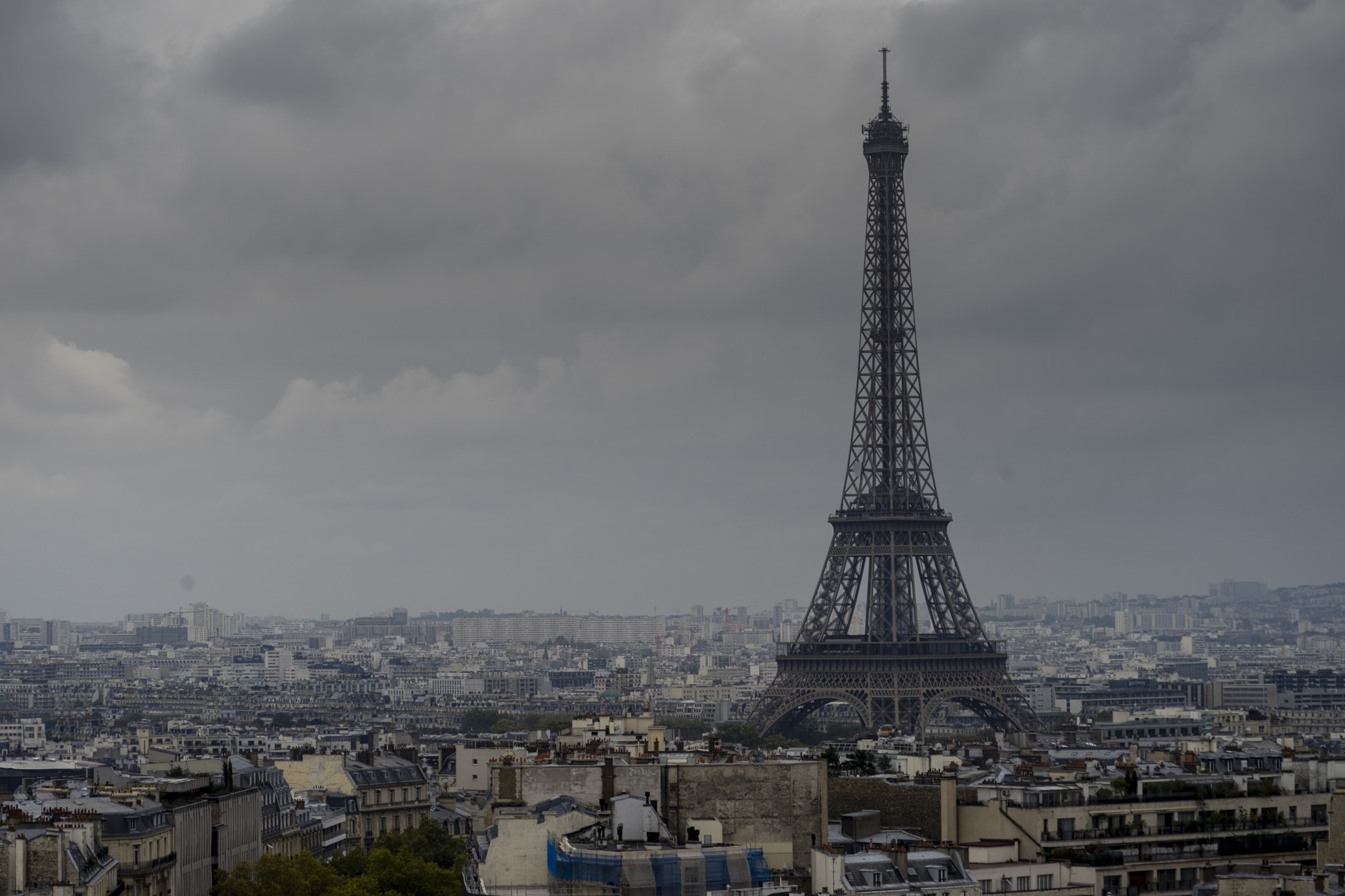 Sony a7 II + Minolta AF 100-300mm F4.5-5.6 sample photo. Eiffel tower and paris.jpg photography