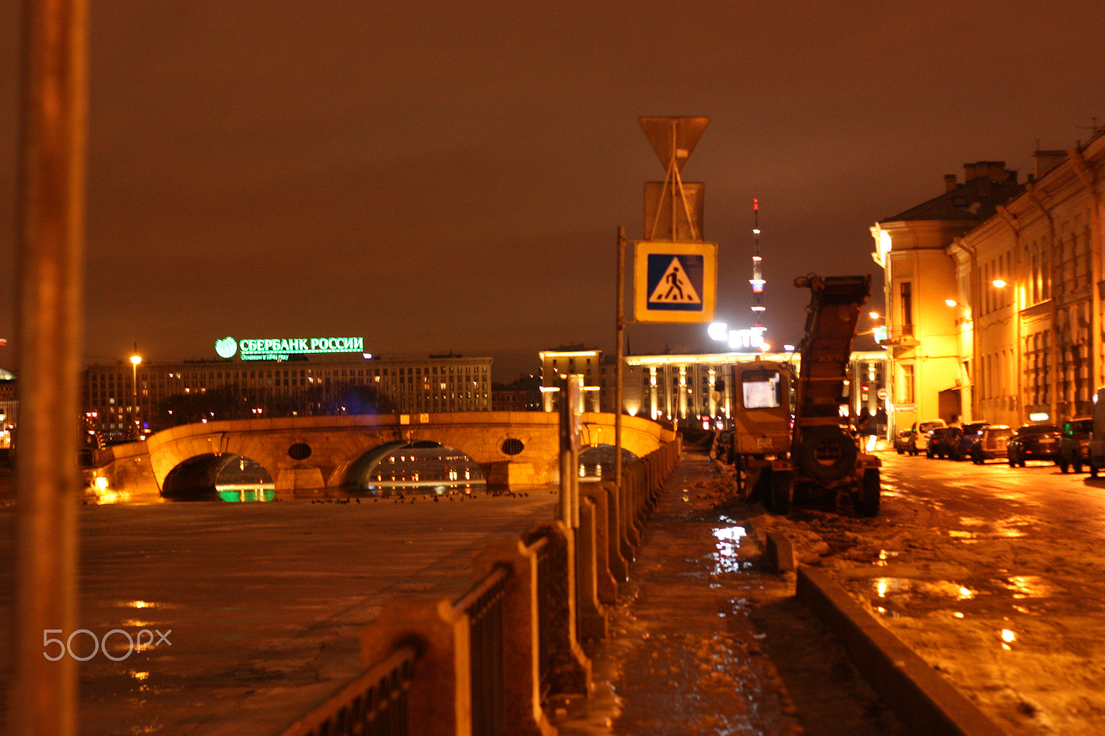 Canon EOS 450D (EOS Rebel XSi / EOS Kiss X2) + Canon EF 50mm f/1.8 sample photo. Saint-petersburg photography