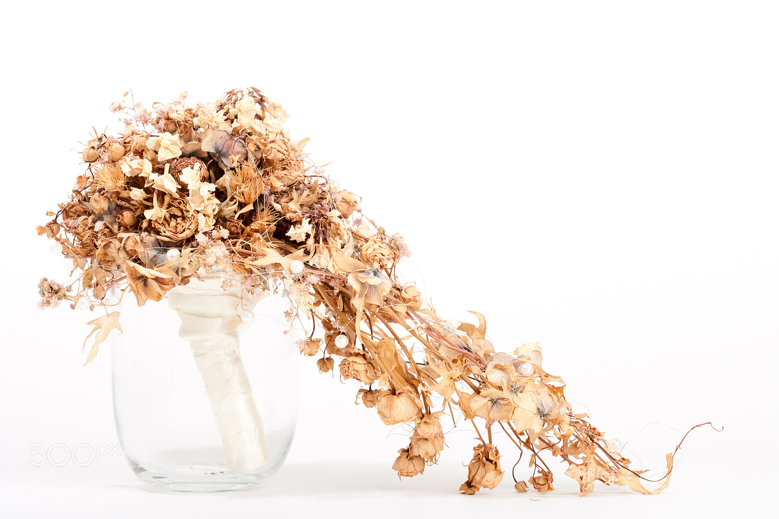 Canon EF 100mm F2.8 Macro USM sample photo. Dry wedding bouquet photography