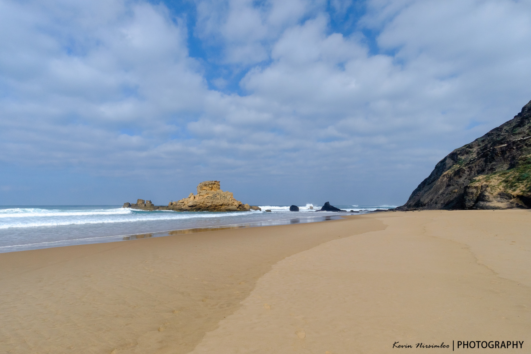 ZEISS Touit 12mm F2.8 sample photo. Praia do castelejo in algarve i photography