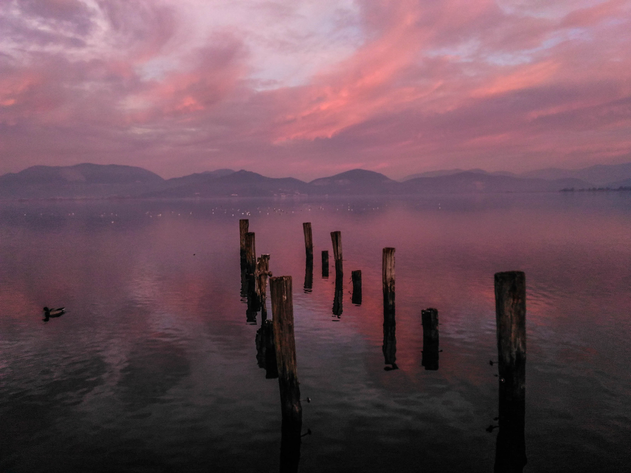 ASUS ZenFone 2 Laser (ZE500KL) sample photo. A good lake photography