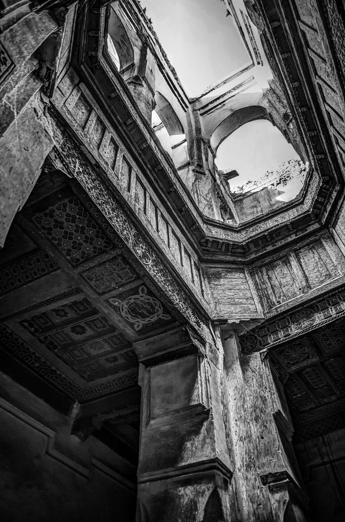 Sony ILCA-77M2 + Sigma 17-70mm F2.8-4.5 (D) sample photo. Skyview at kasbah tamnougalte photography