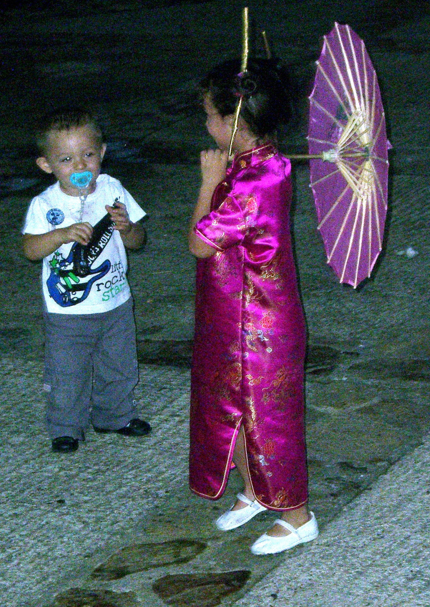 CASIO EX-S600 sample photo. Dialogo photography