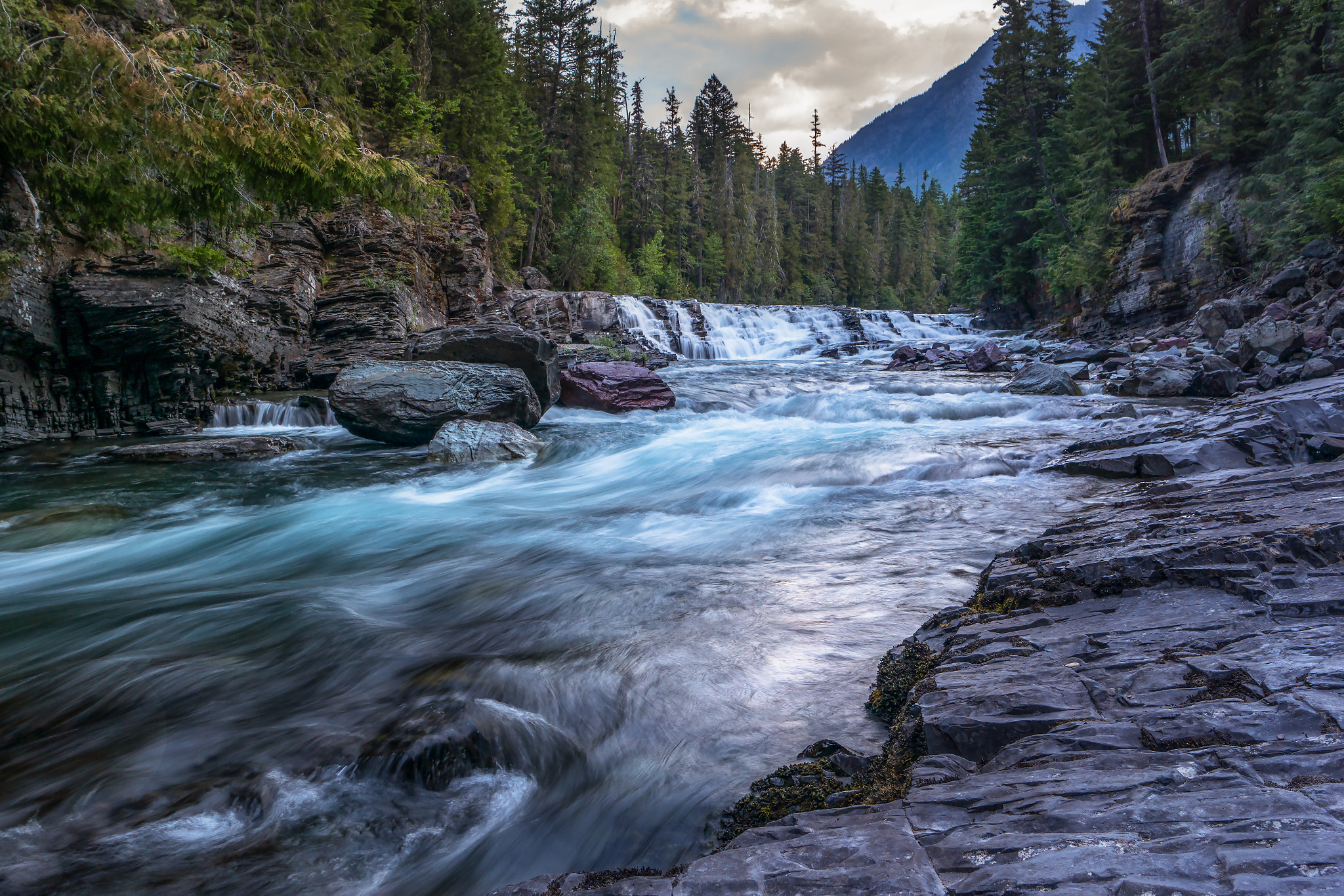 Samsung NX300 + Samsung NX 16-50mm F3.5-5.6 Power Zoom ED OIS sample photo. Creek in glacier np photography