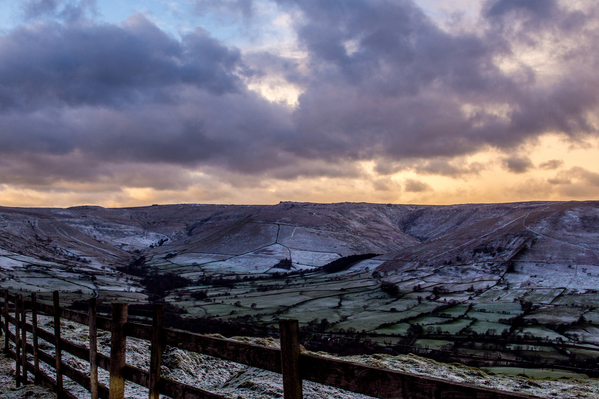 Nikon D7200 + Sigma 30mm F1.4 EX DC HSM sample photo. Over the fence photography